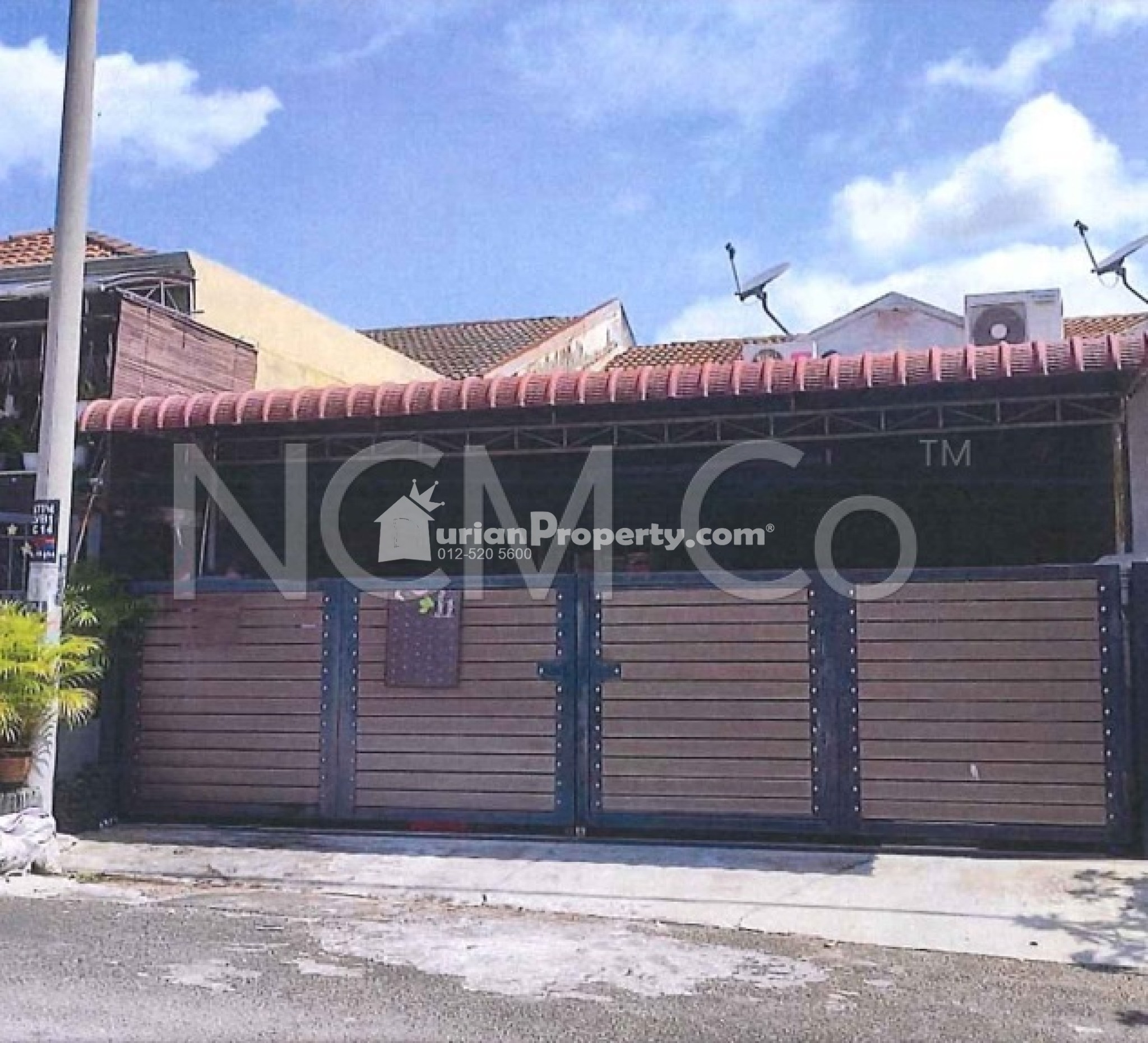 Terrace House For Auction at Desa Cempaka