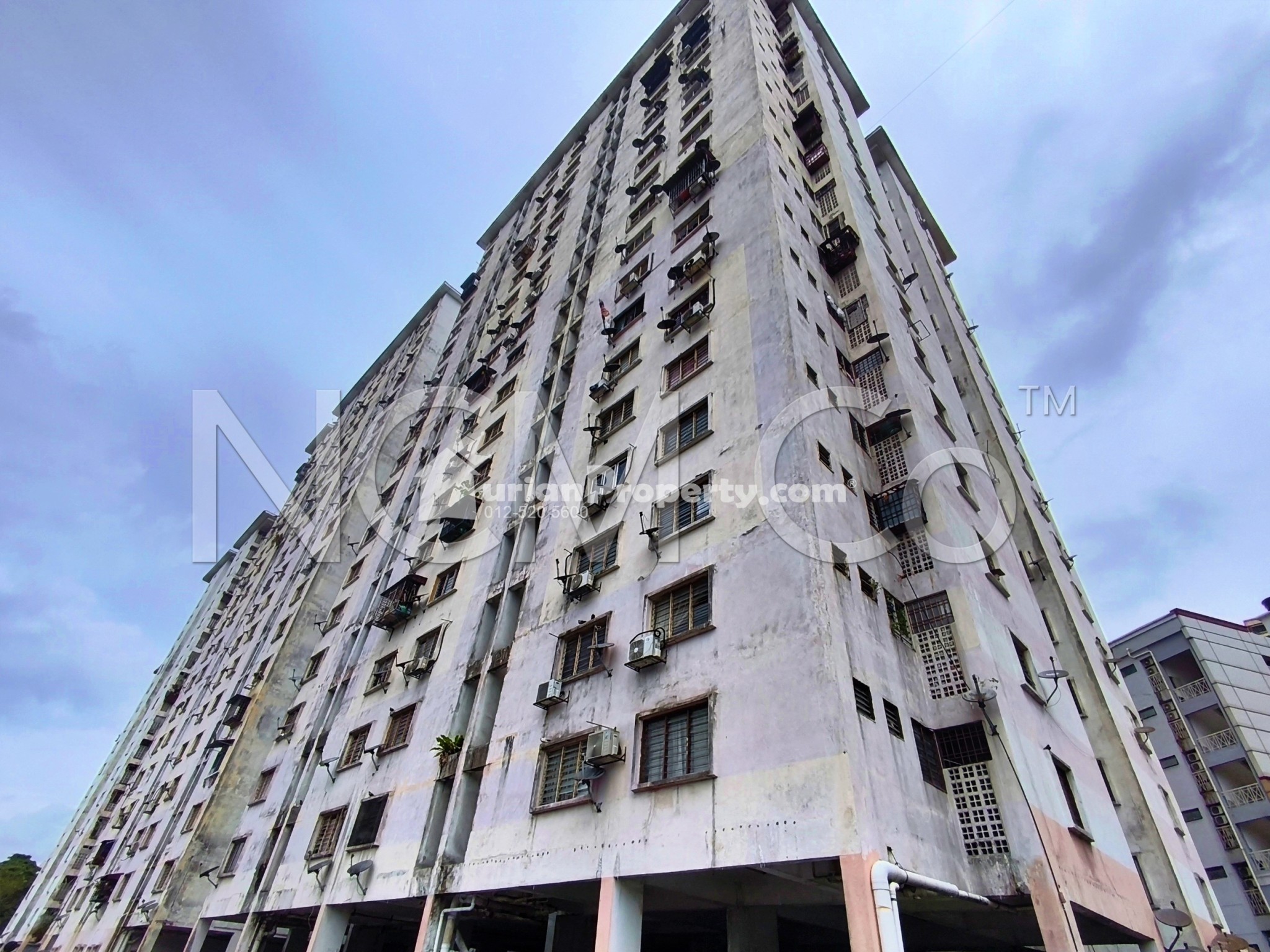 Apartment For Auction at Pelangi Damansara