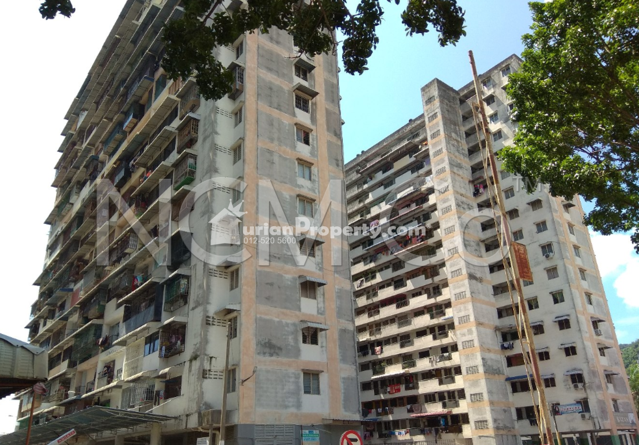 Flat For Auction at Pusat Bayan