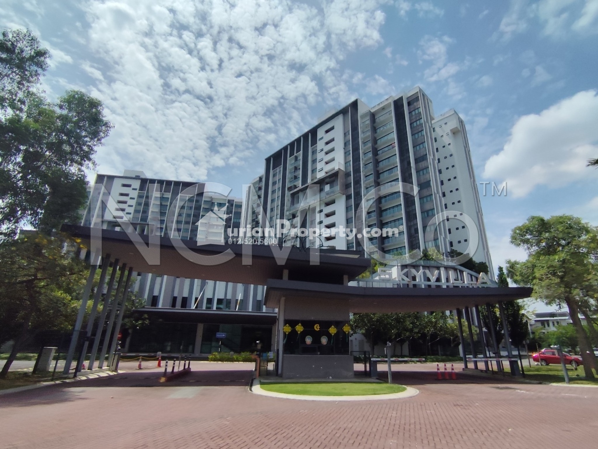 Condo For Auction at Skyvilla