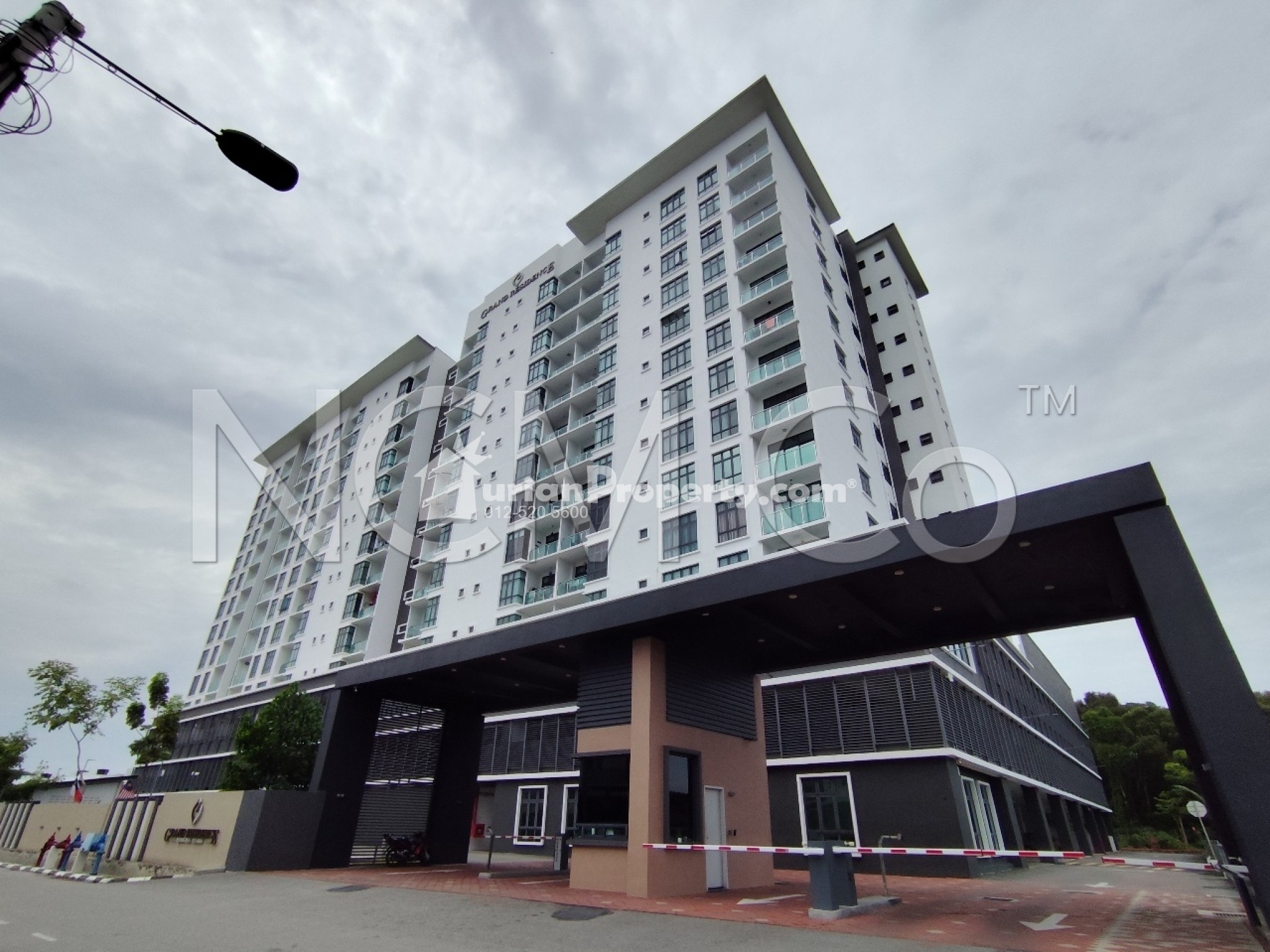 Apartment For Auction at Grand Residence