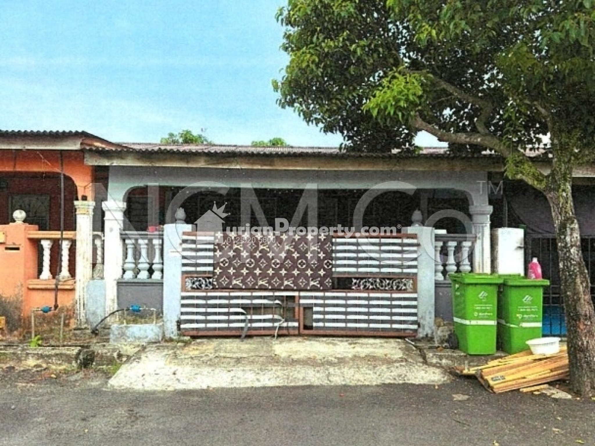 Terrace House For Auction at Taman Seri Mahkota Aman