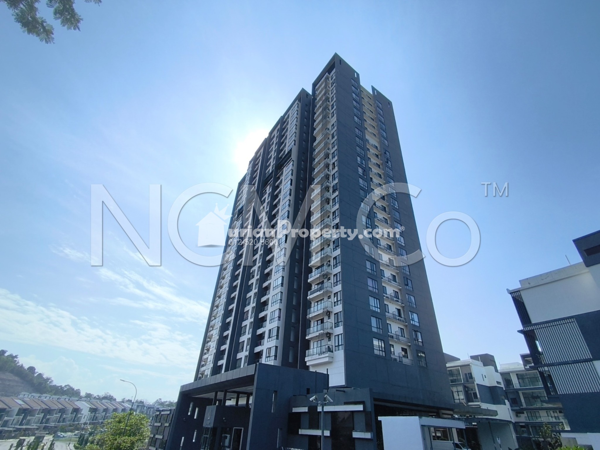 Condo For Auction at 9ine