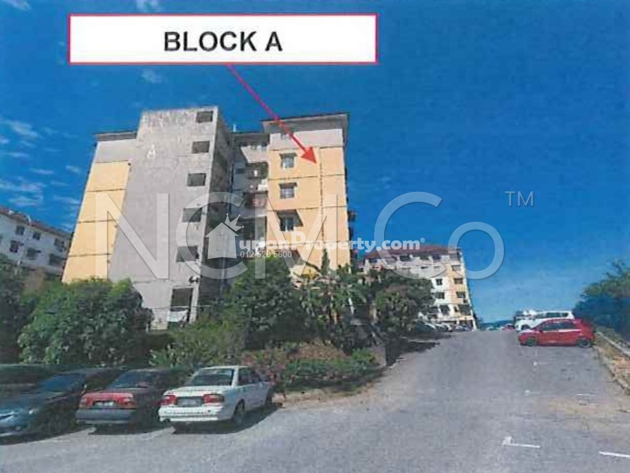Apartment For Auction at Kemuning Apartment
