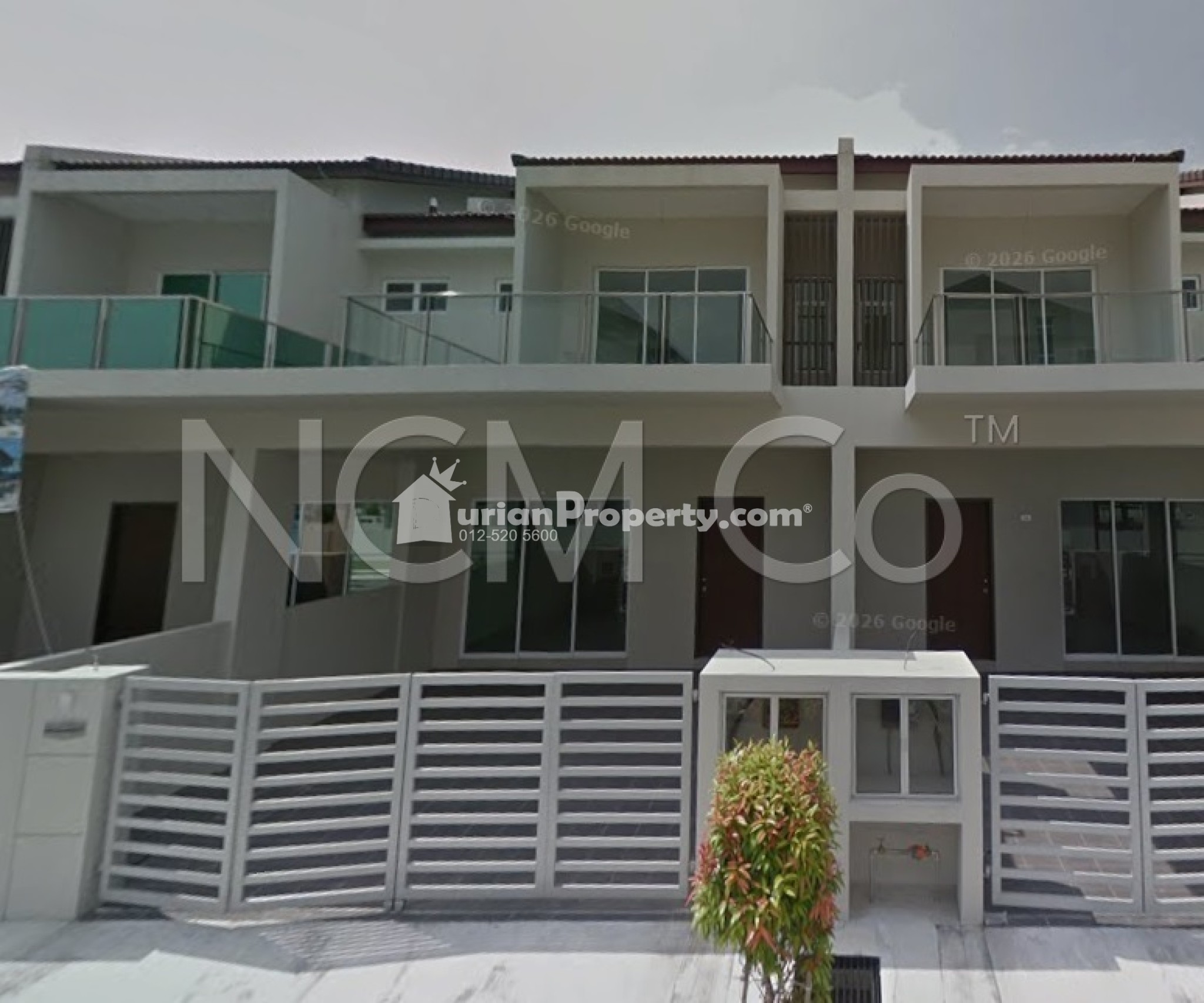 Terrace House For Auction at Raintree Park 2