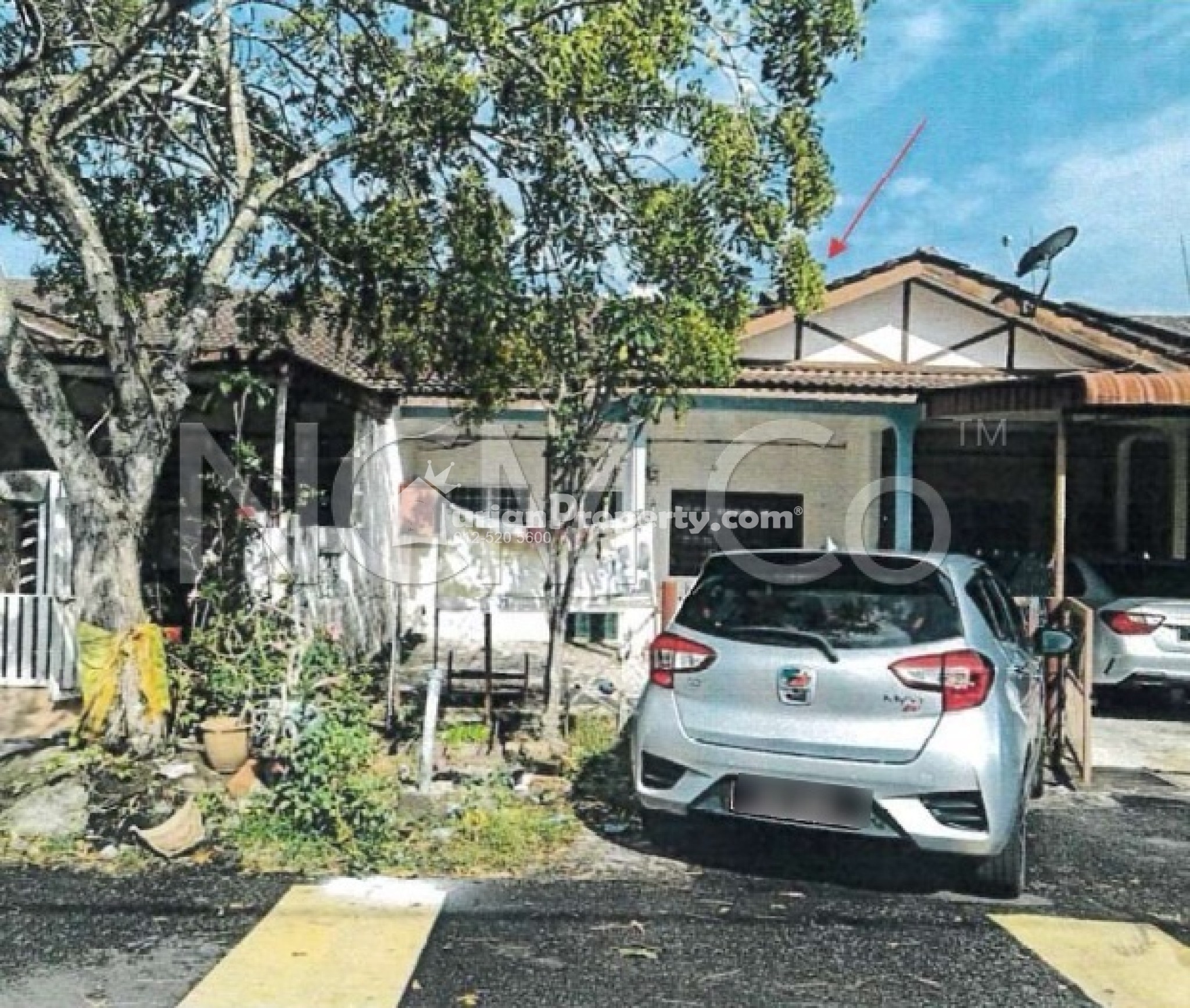 Terrace House For Auction at Taman Paduka