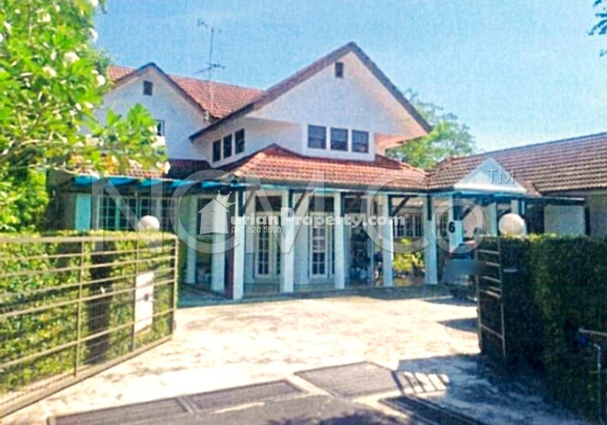 Bungalow House For Auction at Section 3