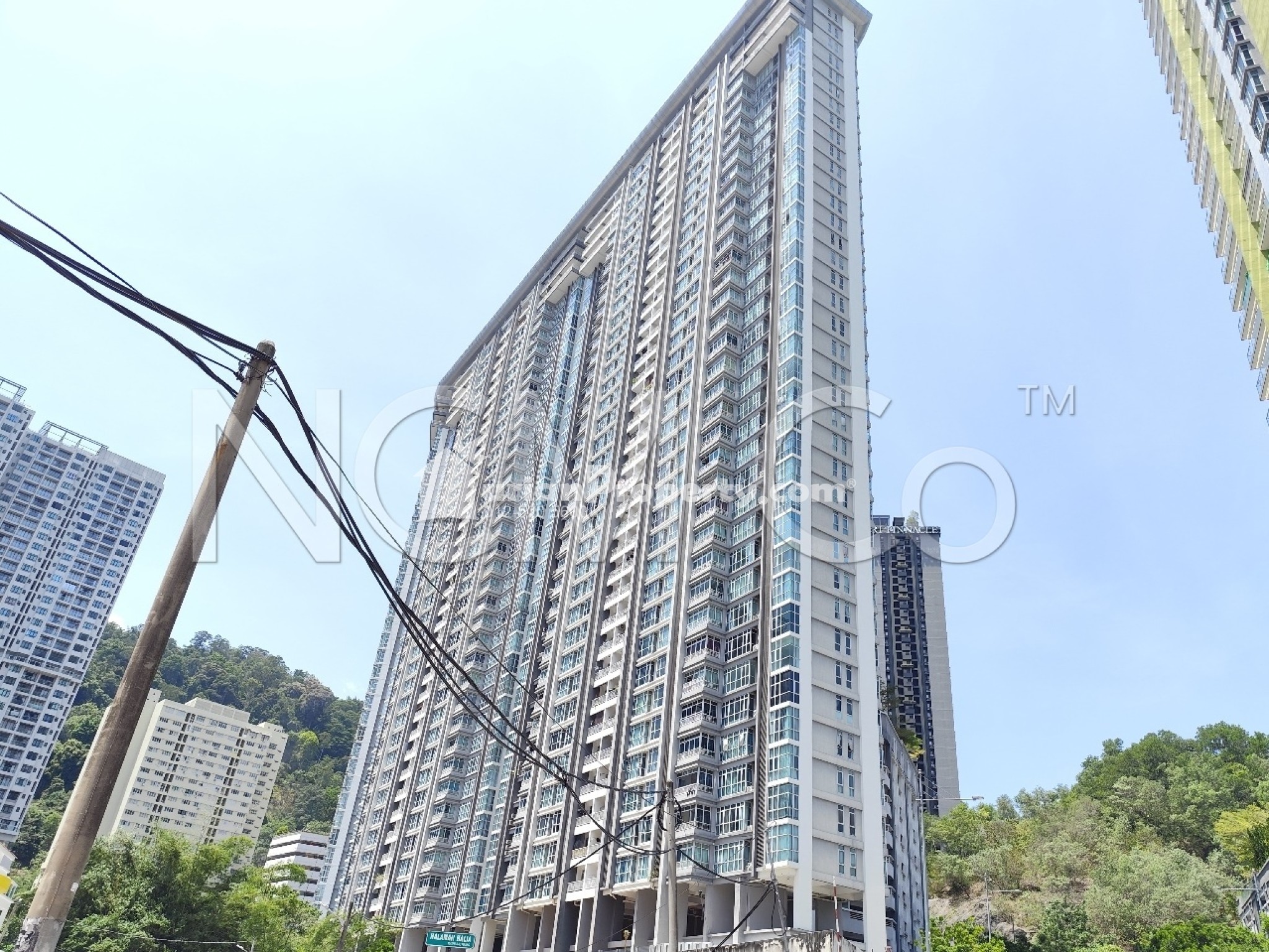 Condo For Auction at The Peak Residences