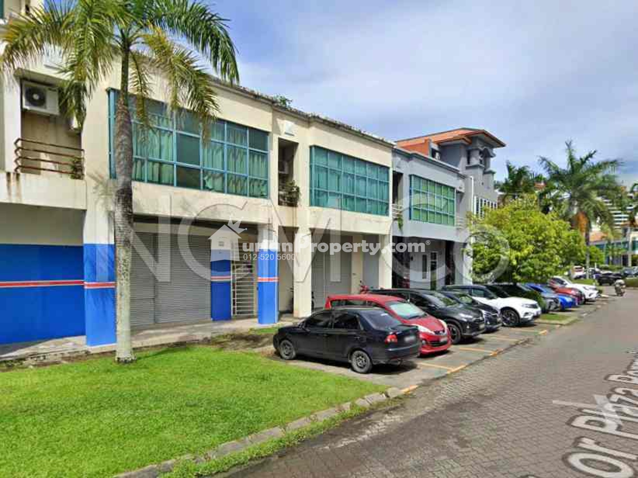 Shop Office For Auction at Alamesra