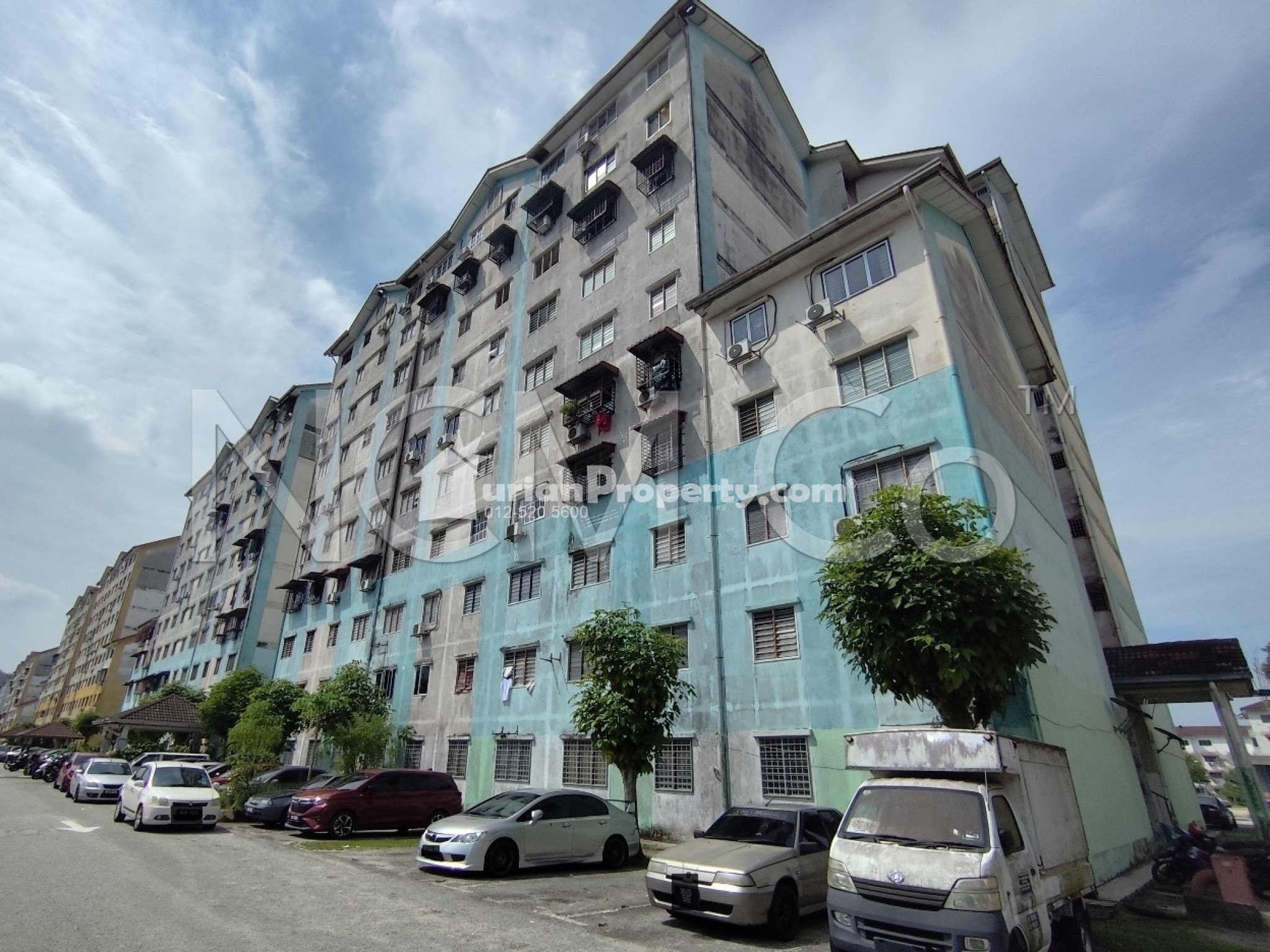Apartment For Auction at Enggang Apartment
