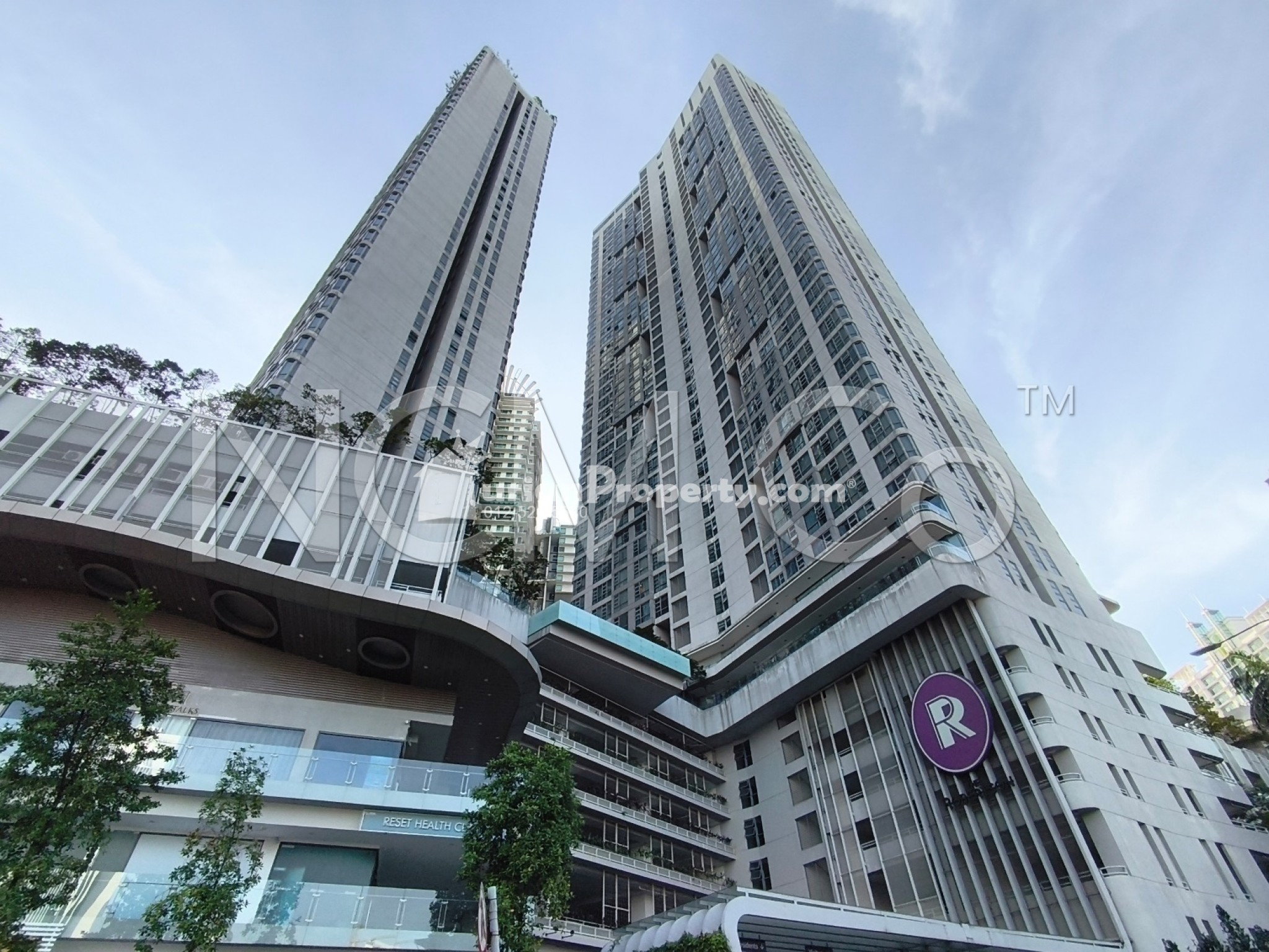 Serviced Residence For Auction at The Robertson
