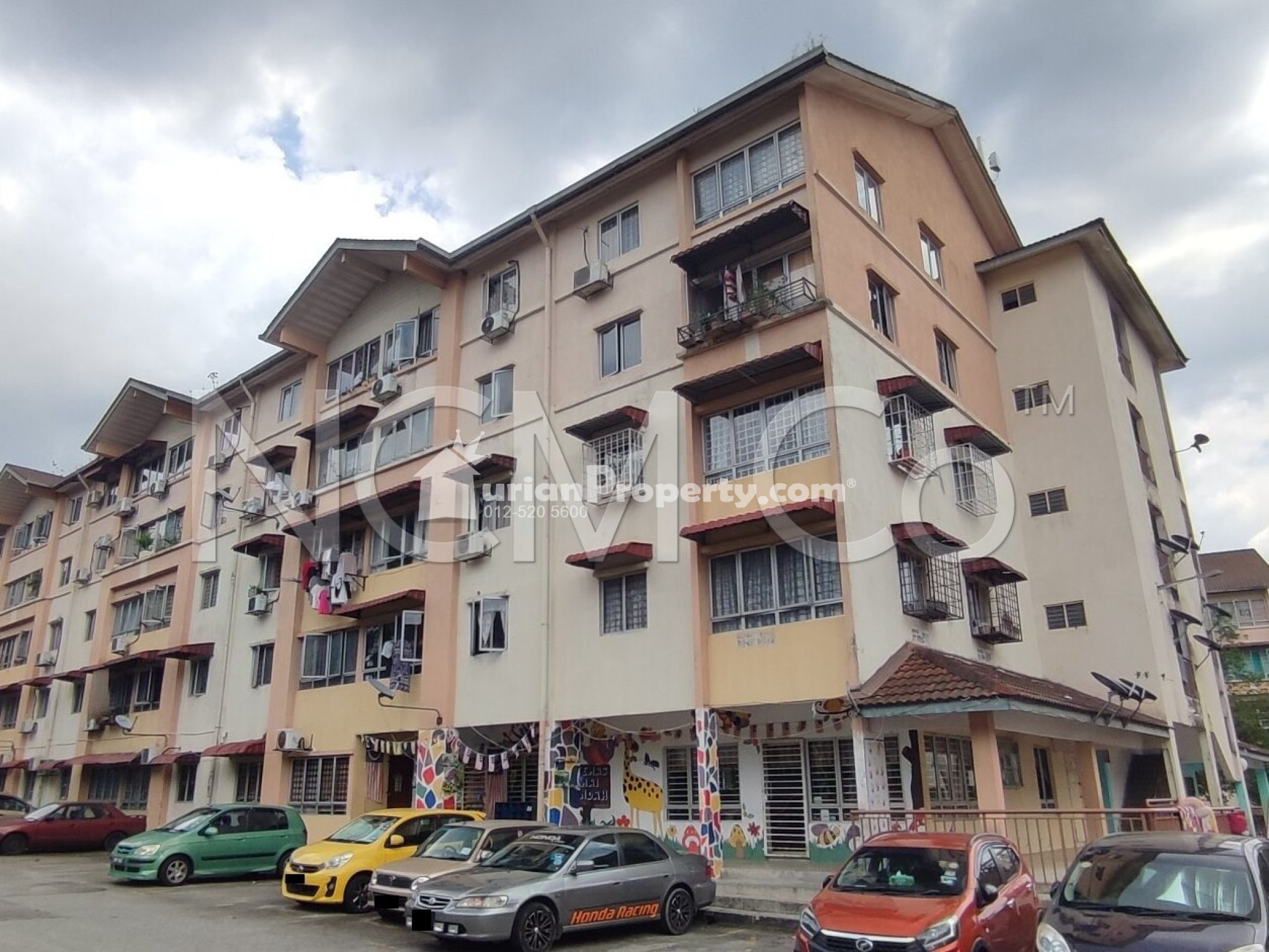 Apartment For Auction at Indah Apartment