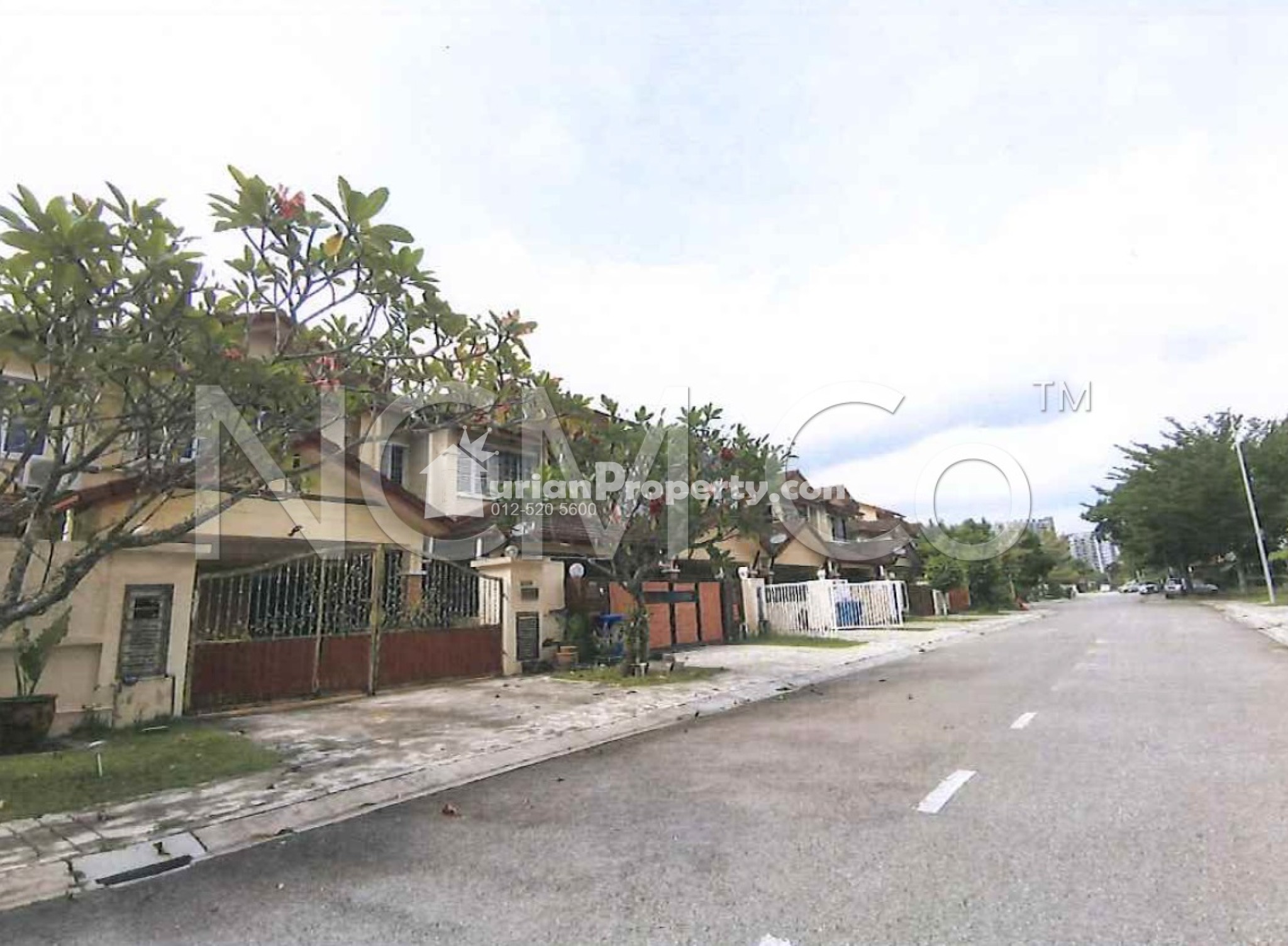 Terrace House For Auction at Denai Alam