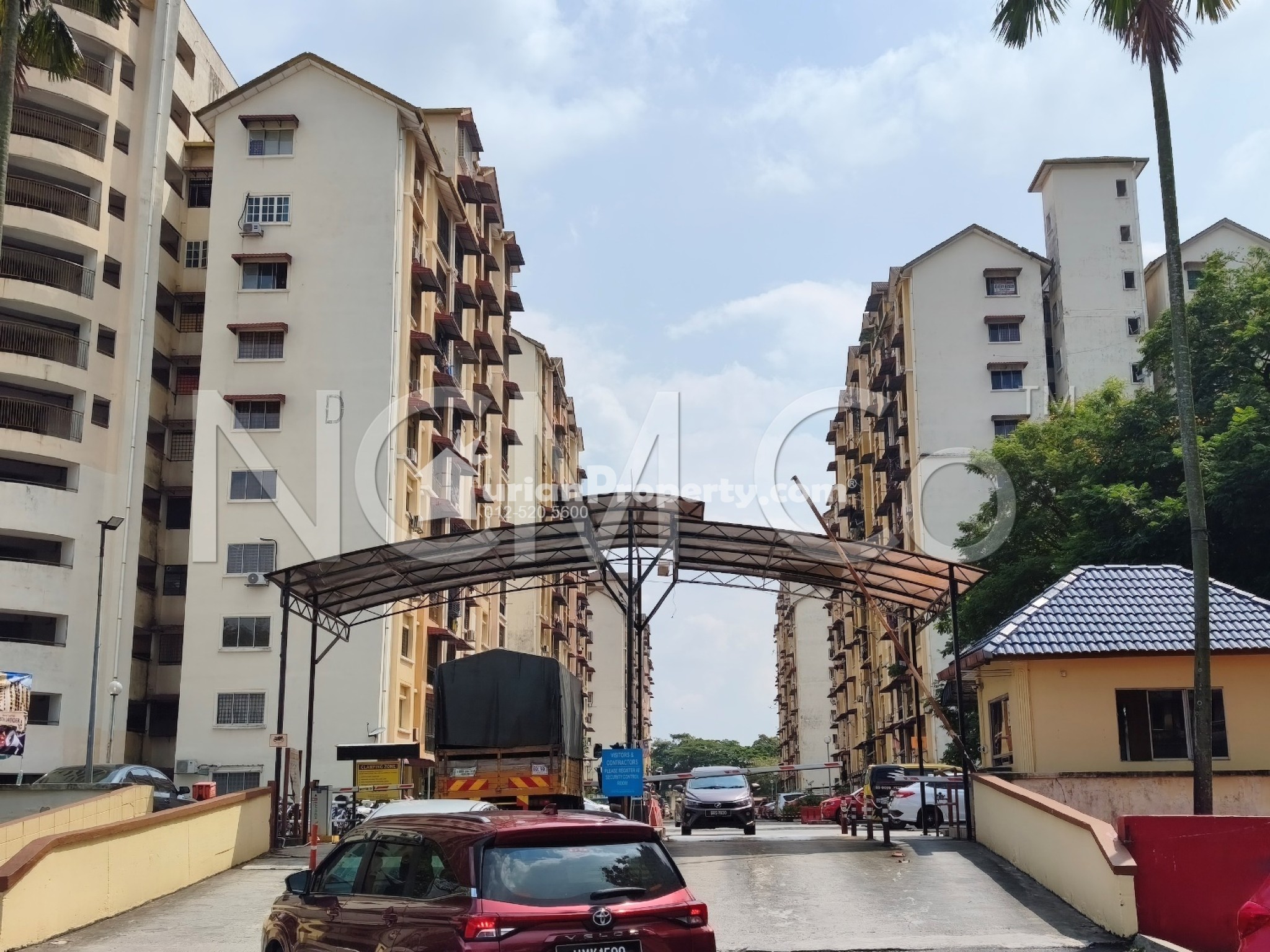 Apartment For Auction at Vista Lavender