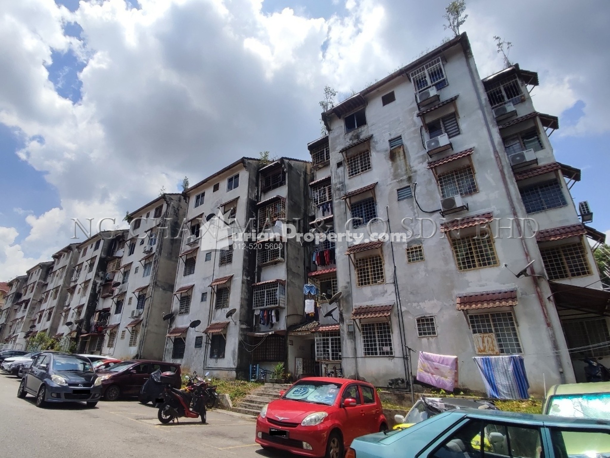 Flat For Auction at Desa Petaling Flat