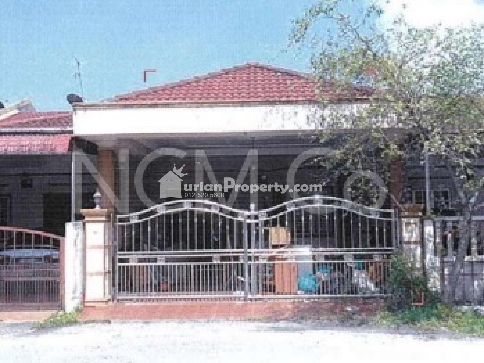 Terrace House For Auction at Taman Panglima