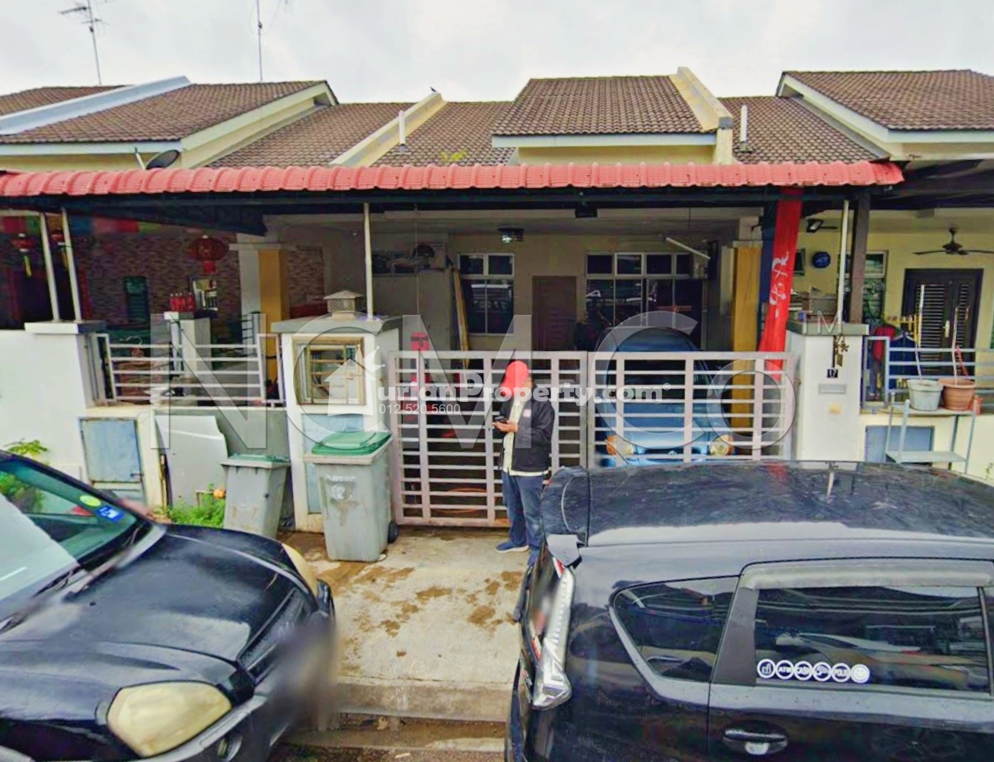 Terrace House For Auction at Taman Daya