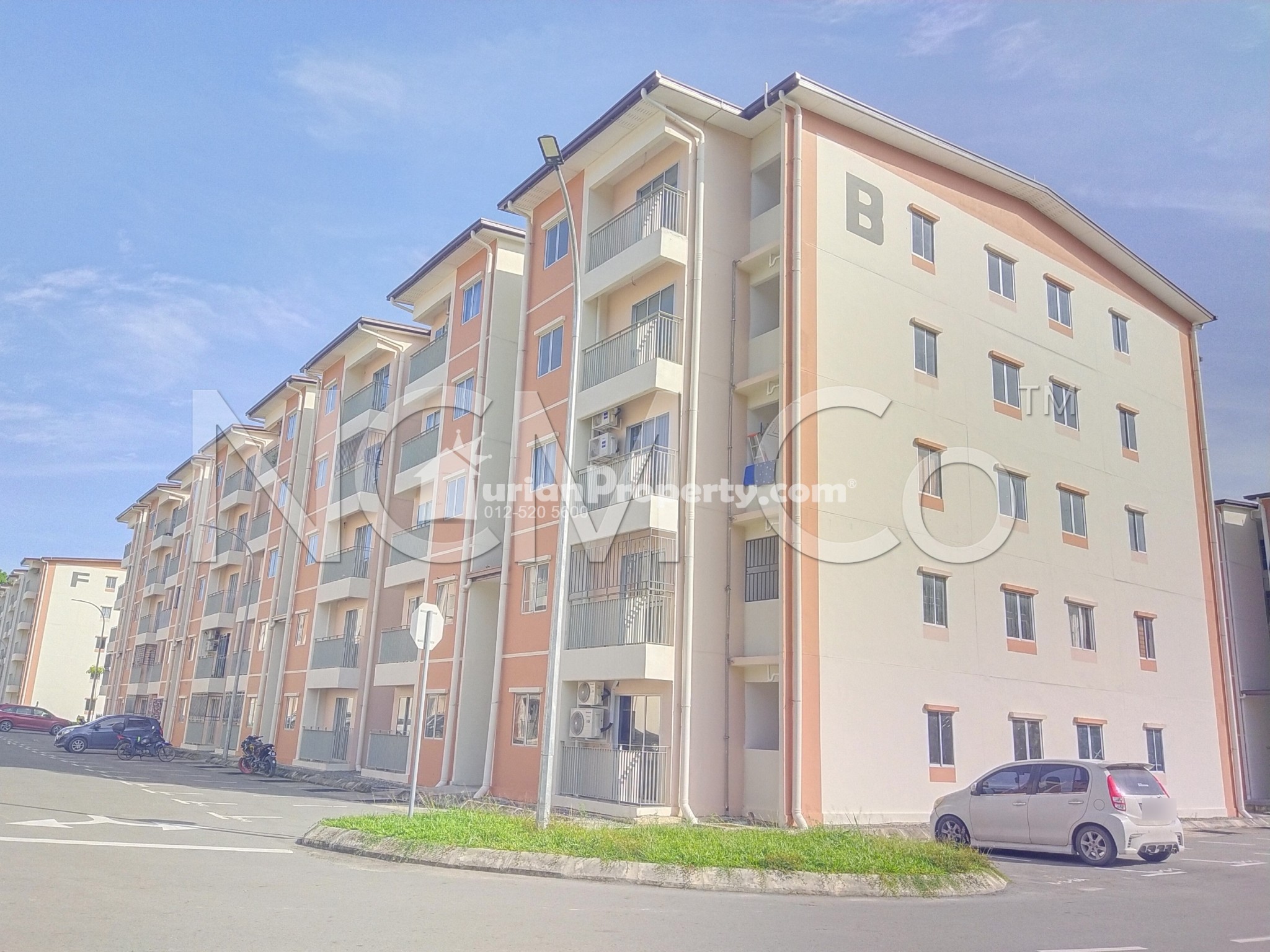 Apartment For Auction at Residensi Seri Akasia