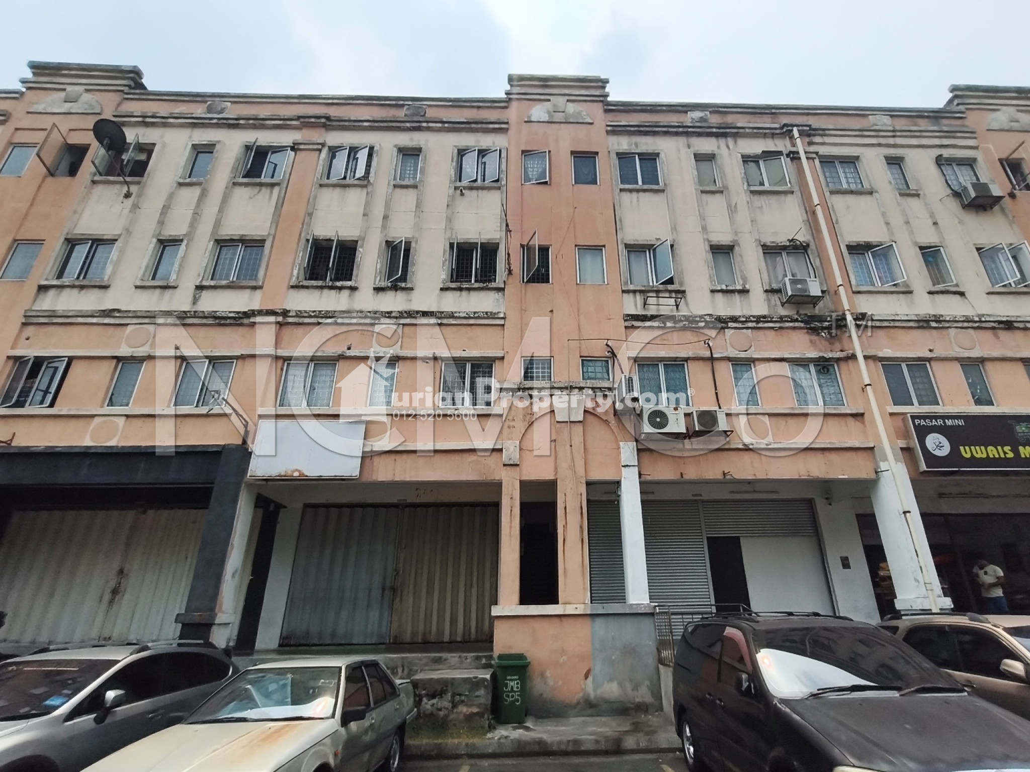 Apartment For Auction at Taman Serdang Perdana