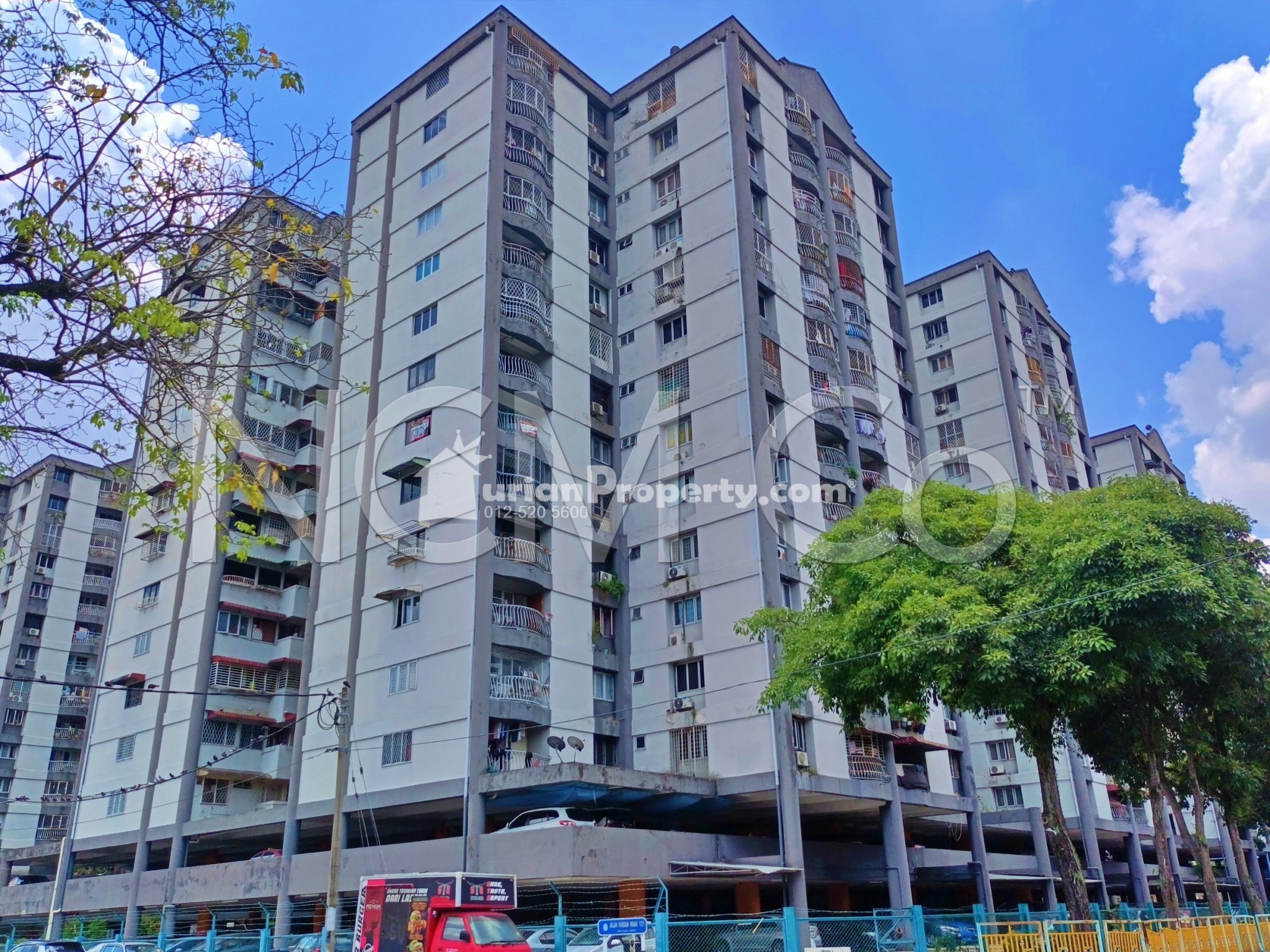 Apartment For Auction at Grandeur Tower