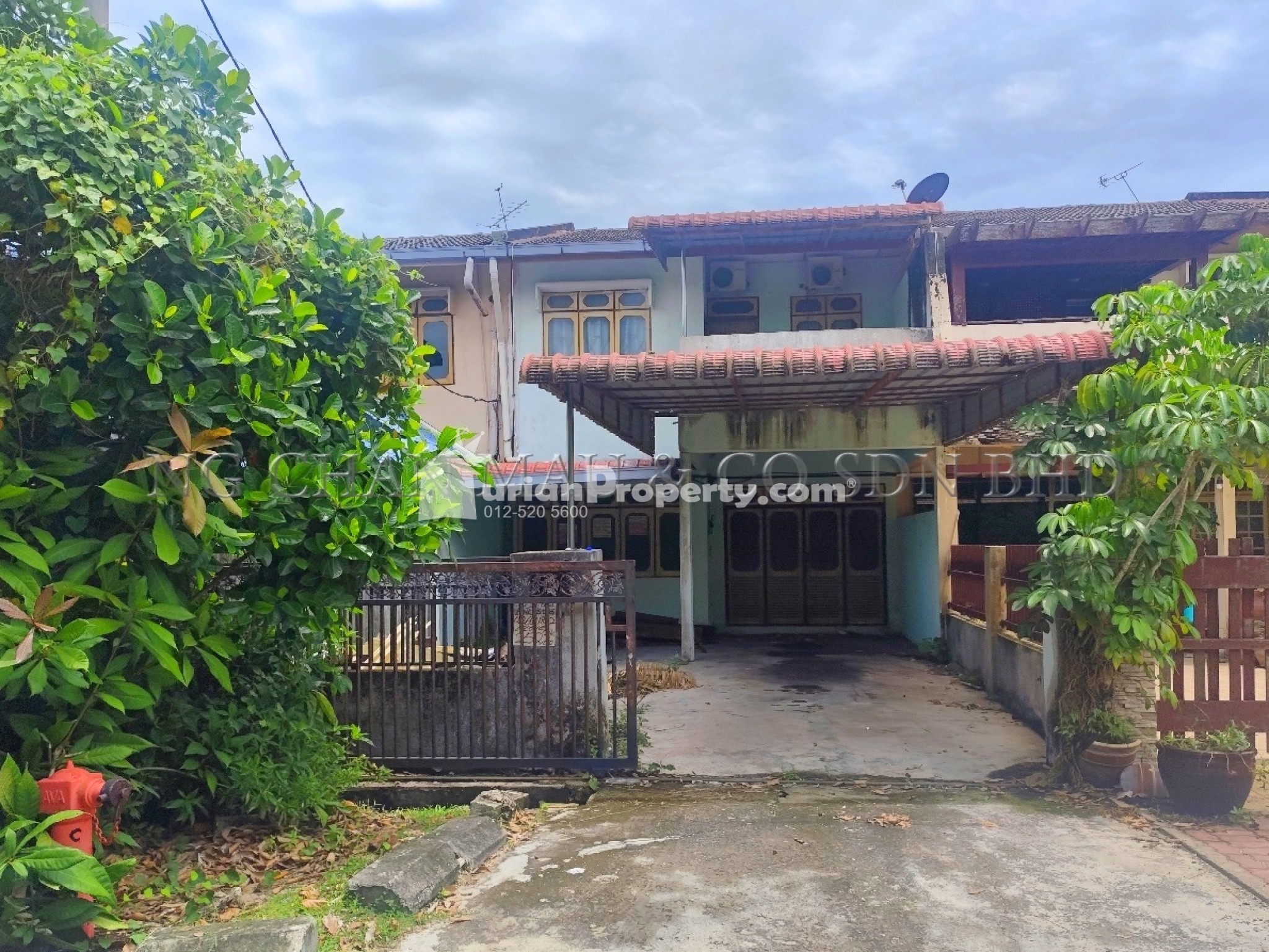 Terrace House For Auction at Taman Dindings