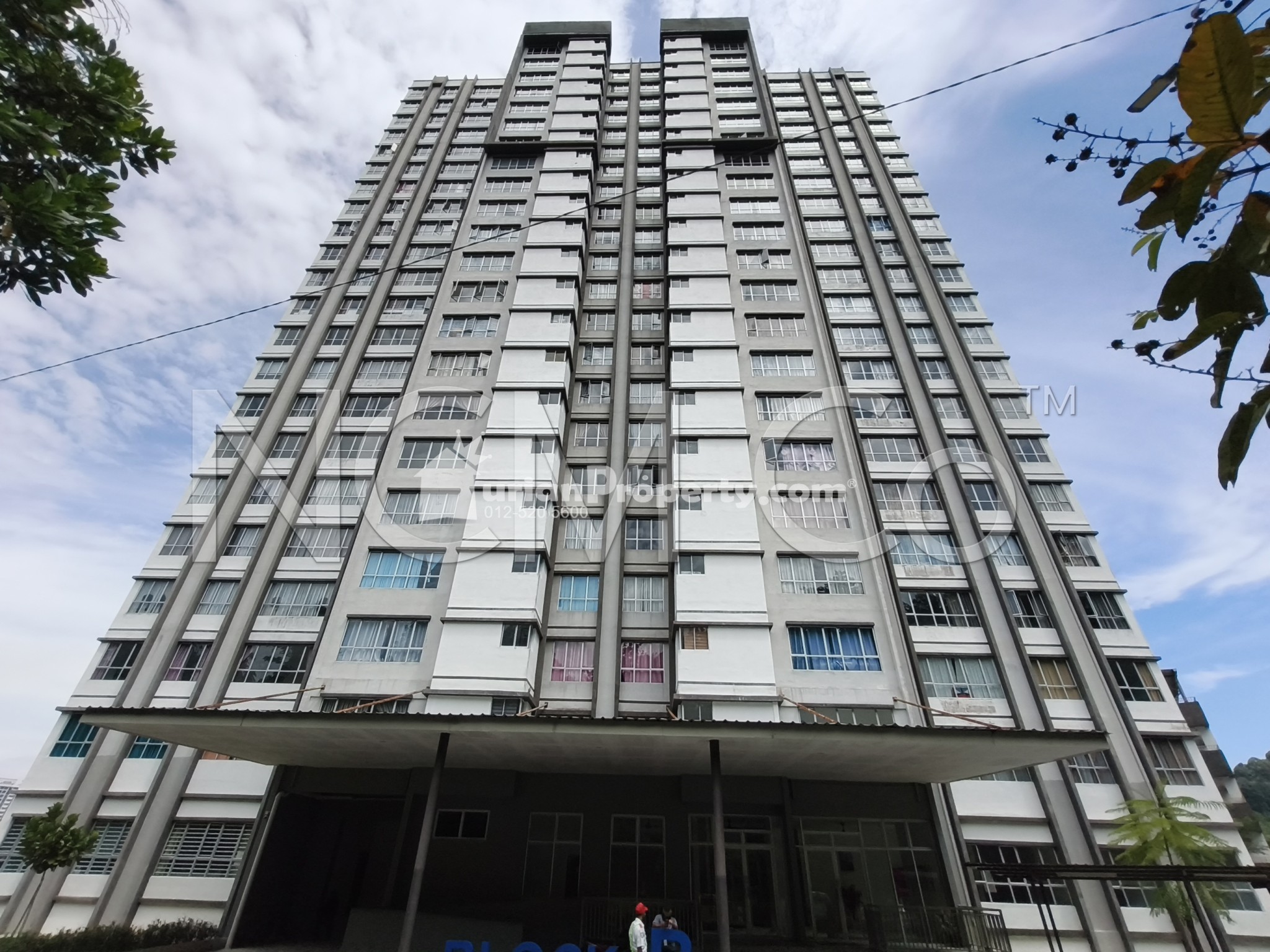 Condo For Auction at Scientex Meru