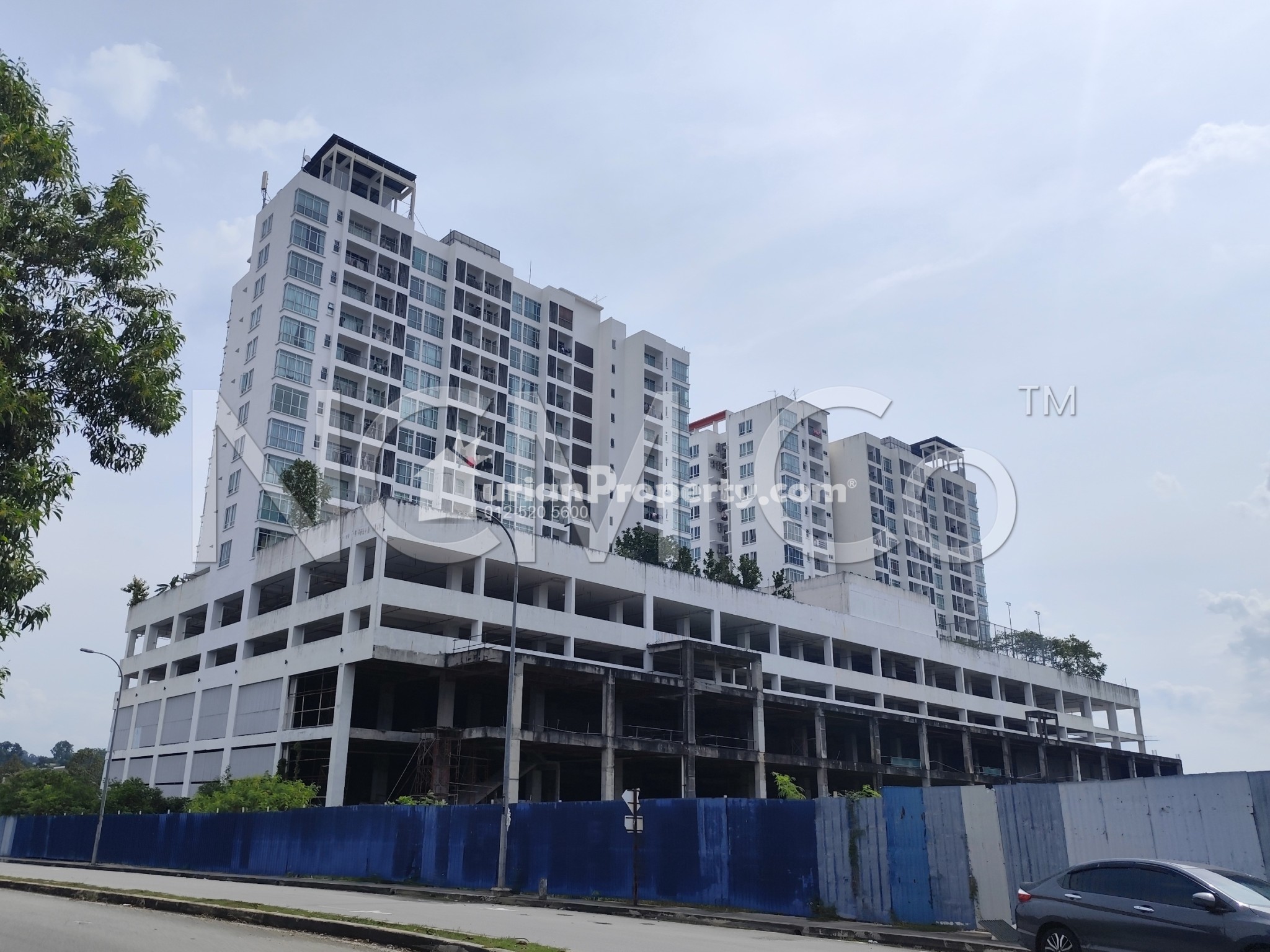 Serviced Residence For Auction at Bangi Gateway Shopping Complex