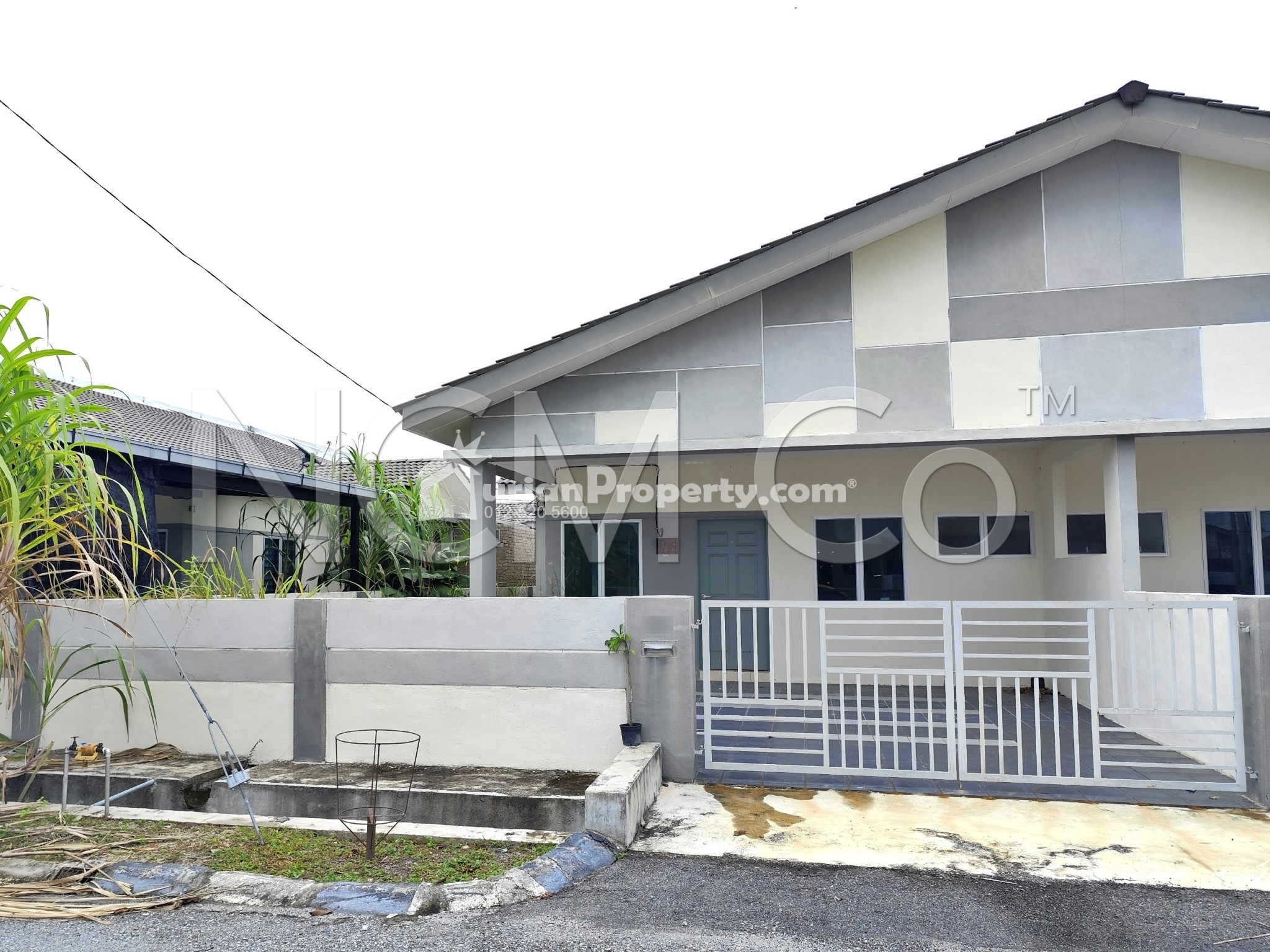 Bungalow House For Auction at Bandar Baru Setia Awan Perdana