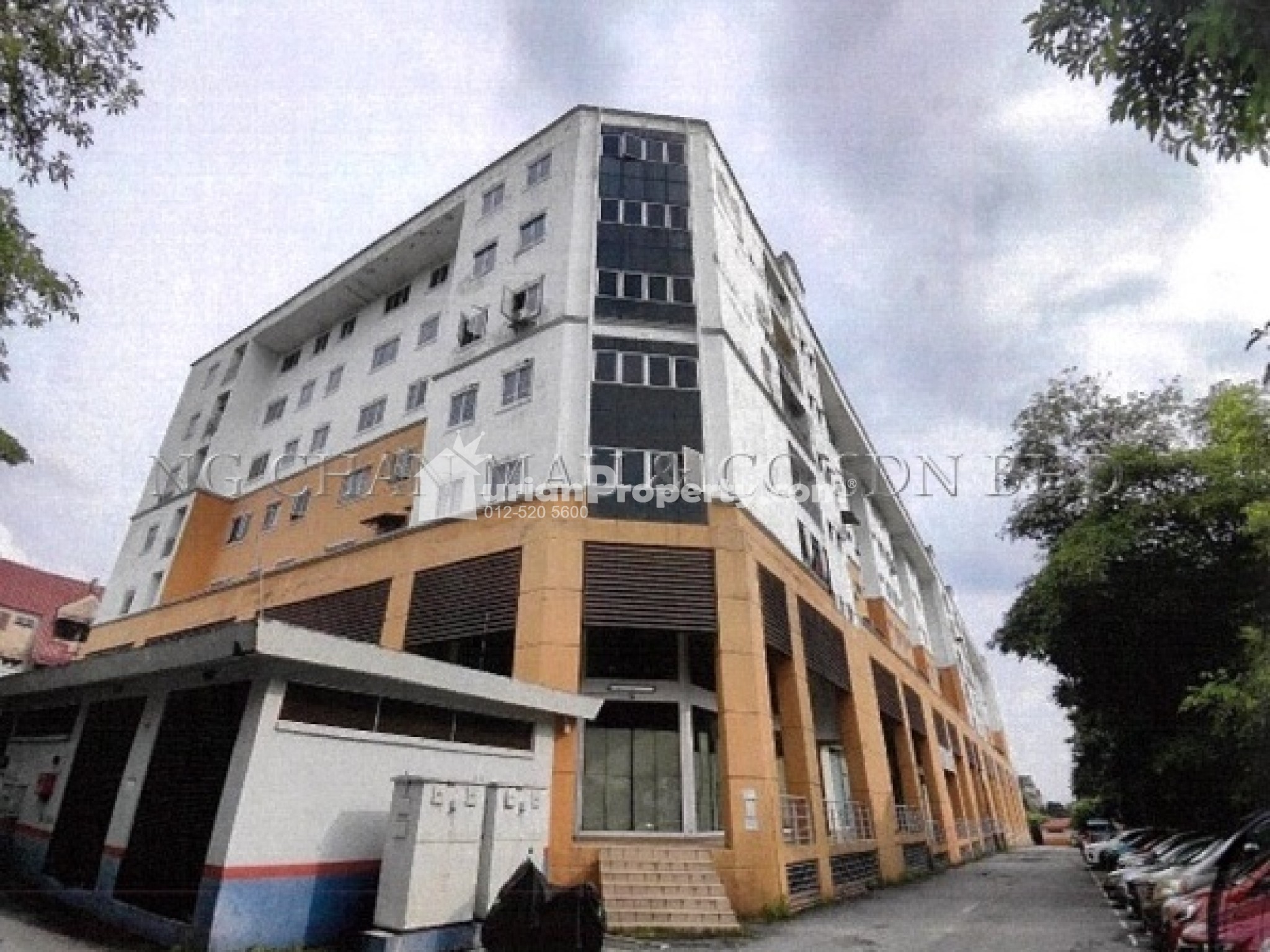 Apartment For Auction at Astana Square