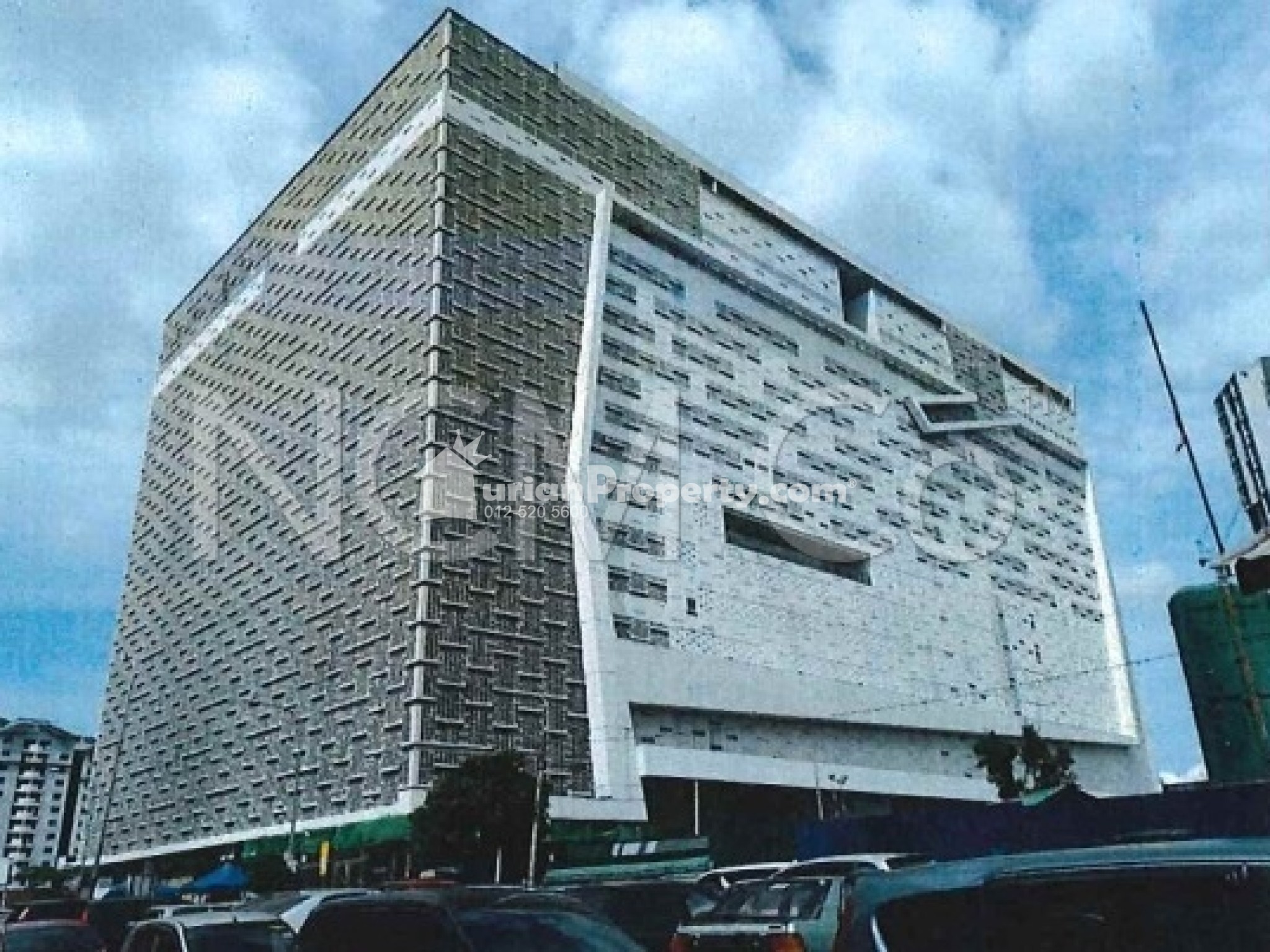 Shop For Auction at Kenanga Wholesale City