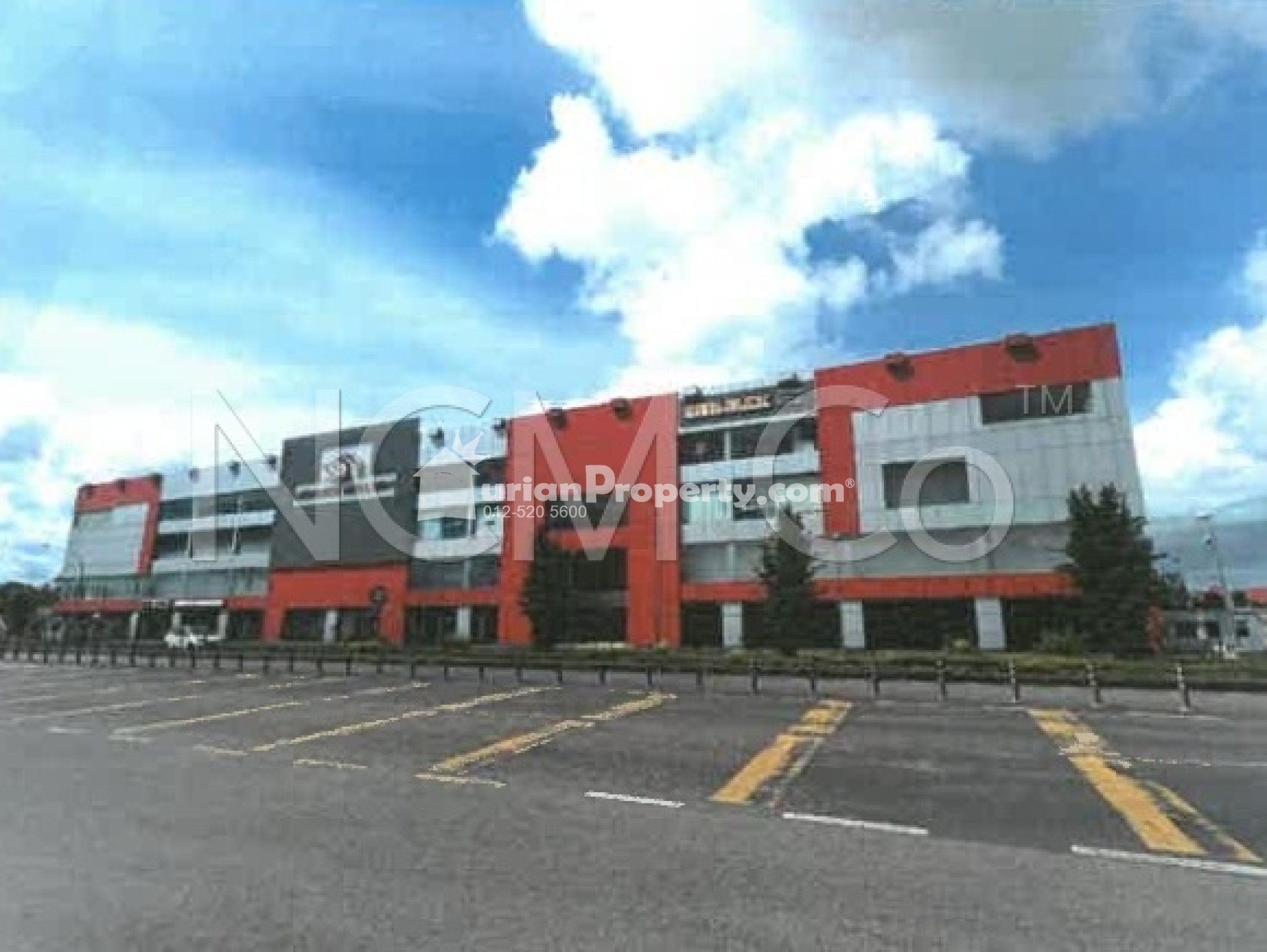 Shop For Auction at Merdeka Mall