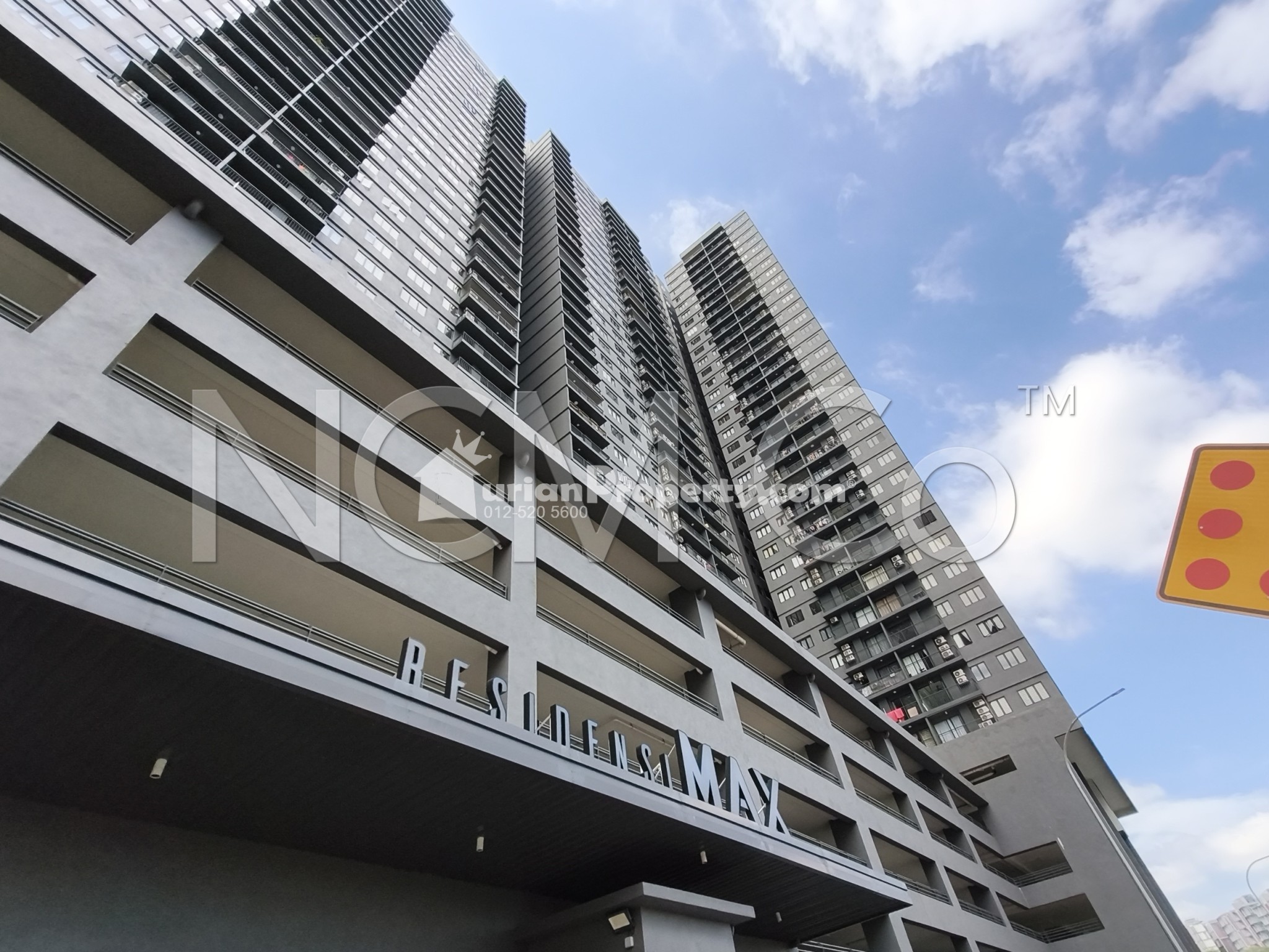 Apartment For Auction at Residensi Max