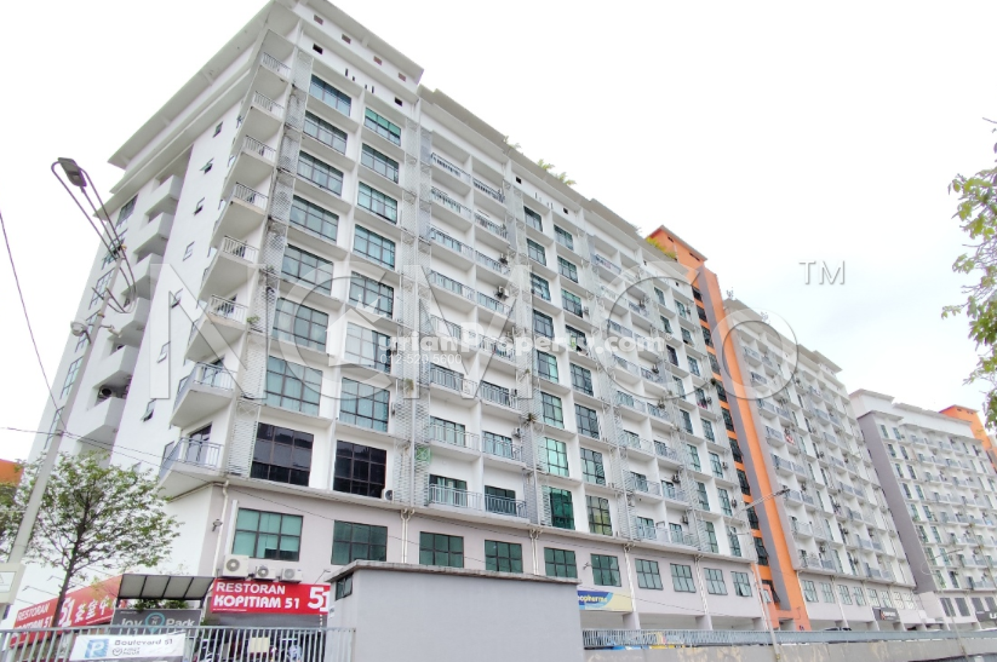 Retail Space For Auction at Boulevard 51