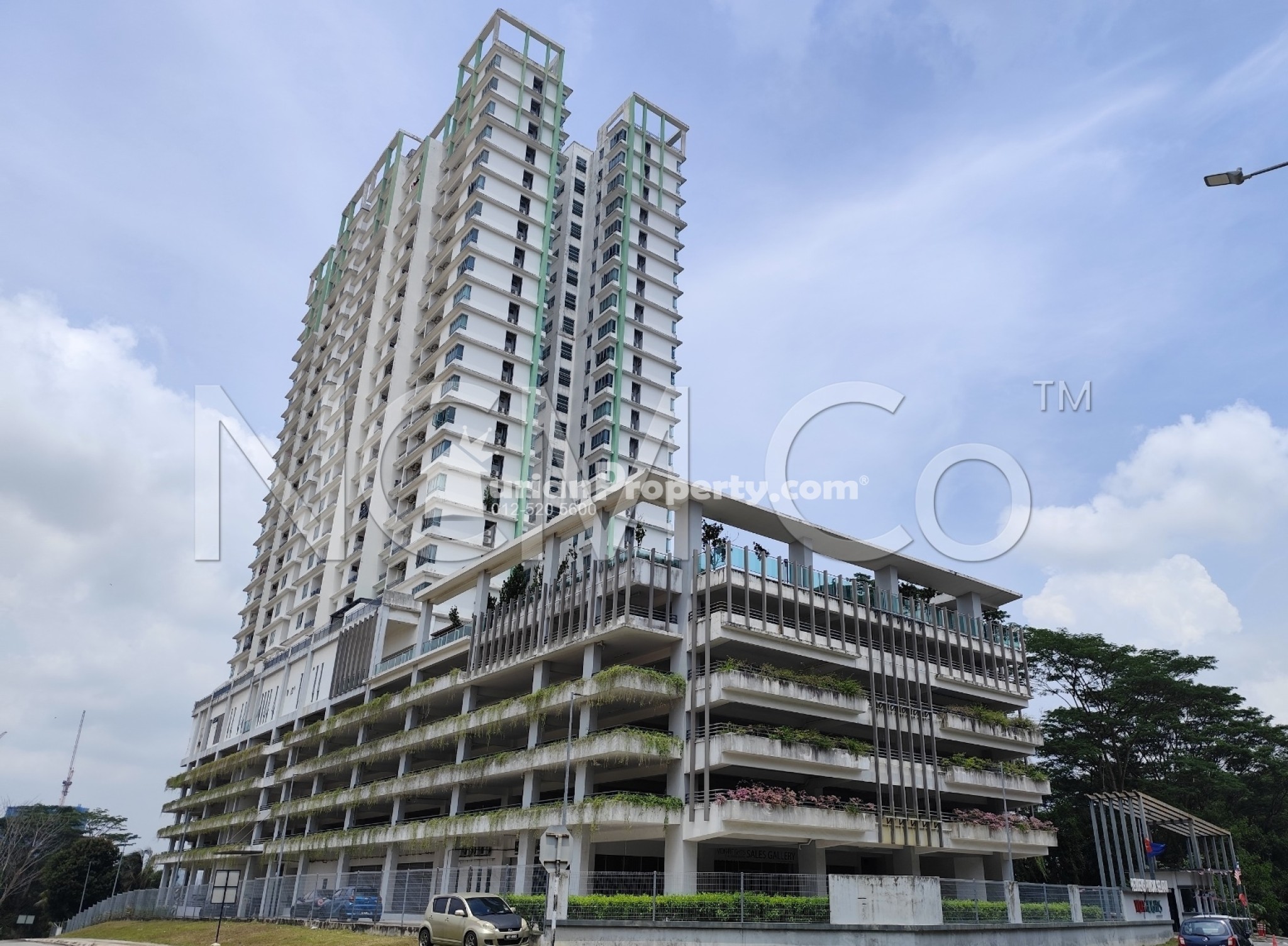 Serviced Residence For Auction at Vida Heights