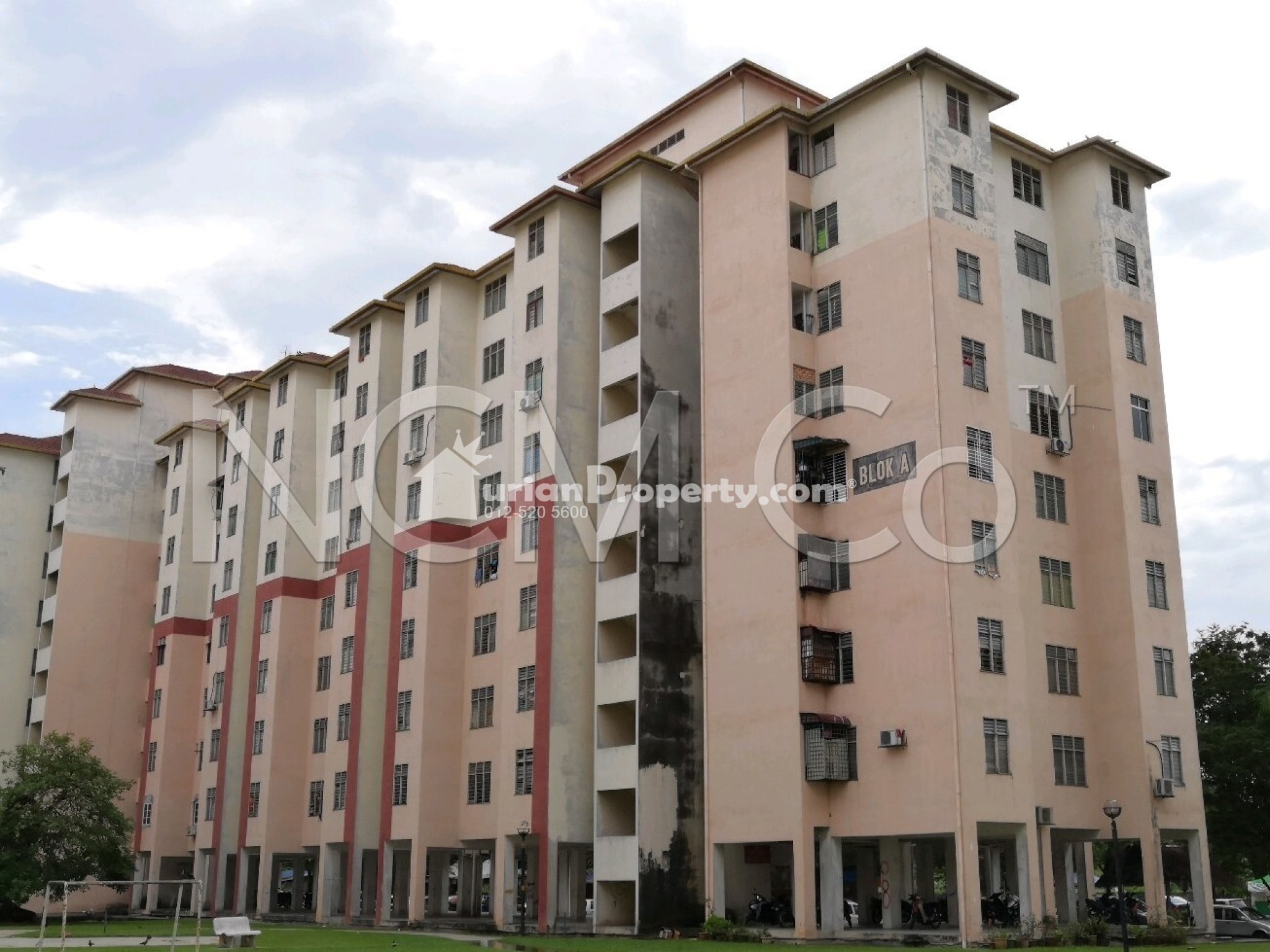 Apartment For Auction at Pangsapuri Seri Perantau