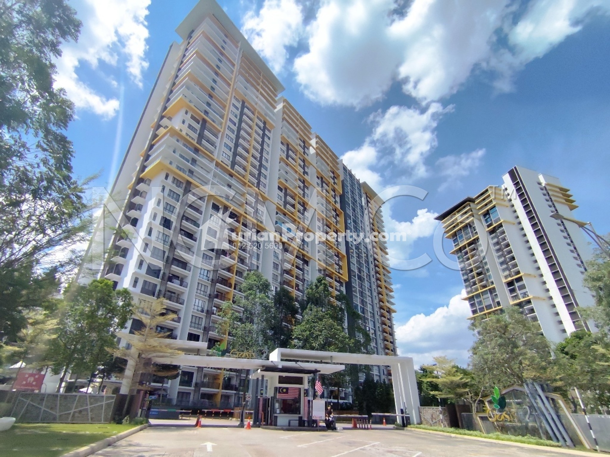 Condo For Auction at Oasis 2 Residence