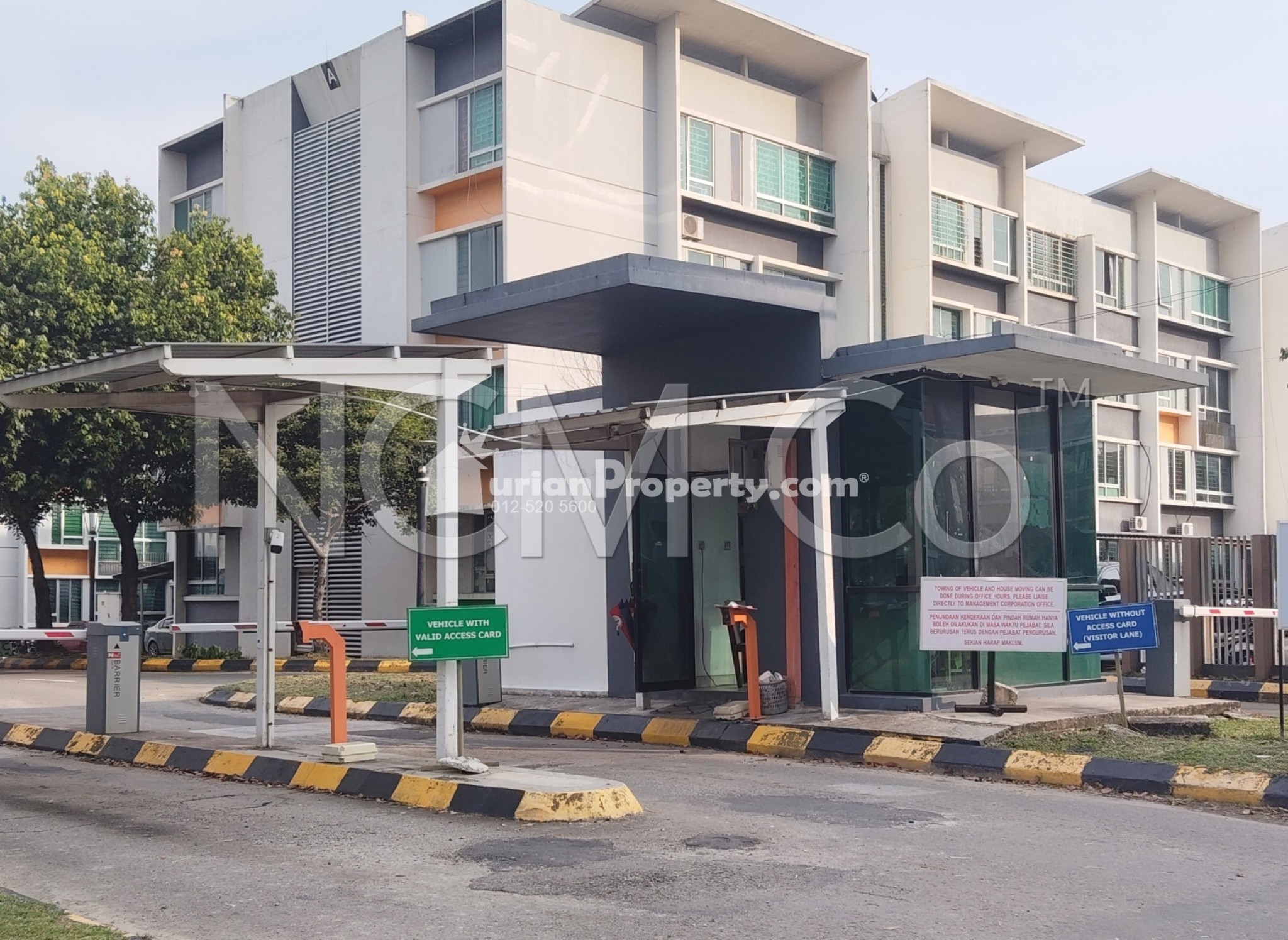 Apartment For Auction at University Condo Apartment 1