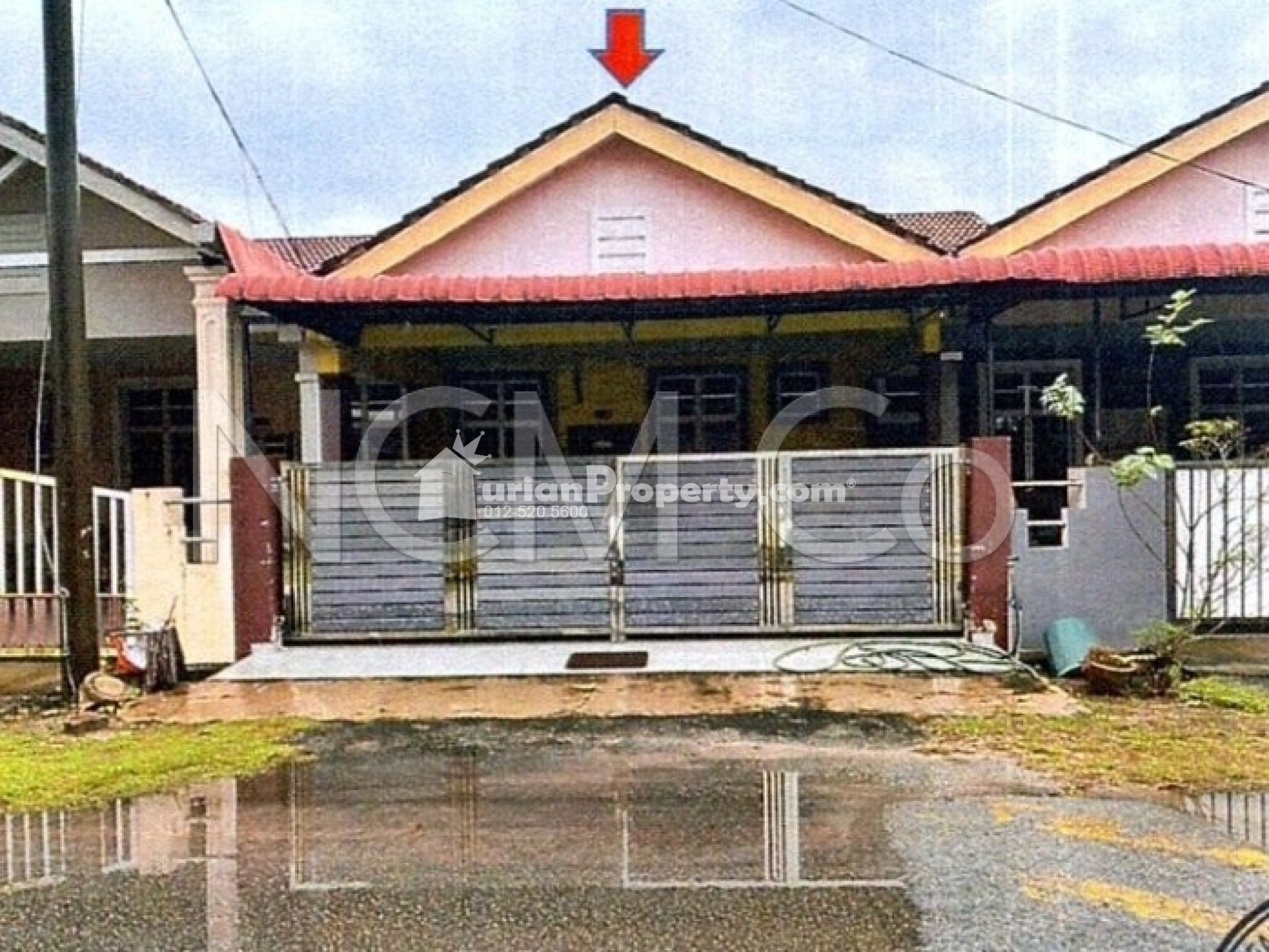 Terrace House For Auction at Taman Banggol Indah