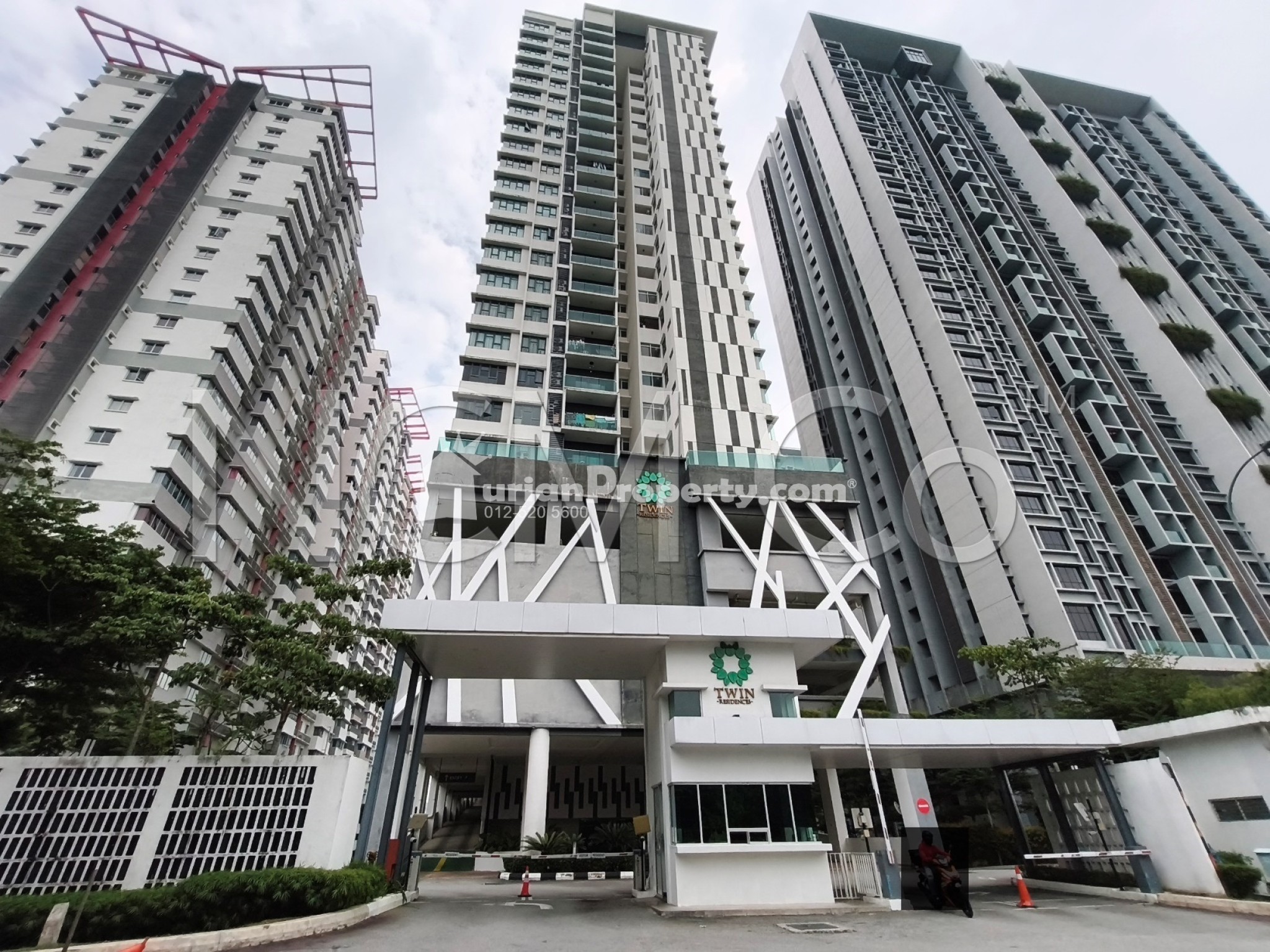 Serviced Residence For Auction at Twinz Residences