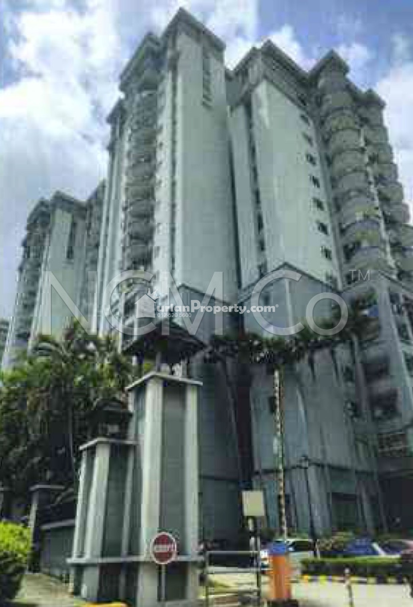 Condo For Auction at Amadesa