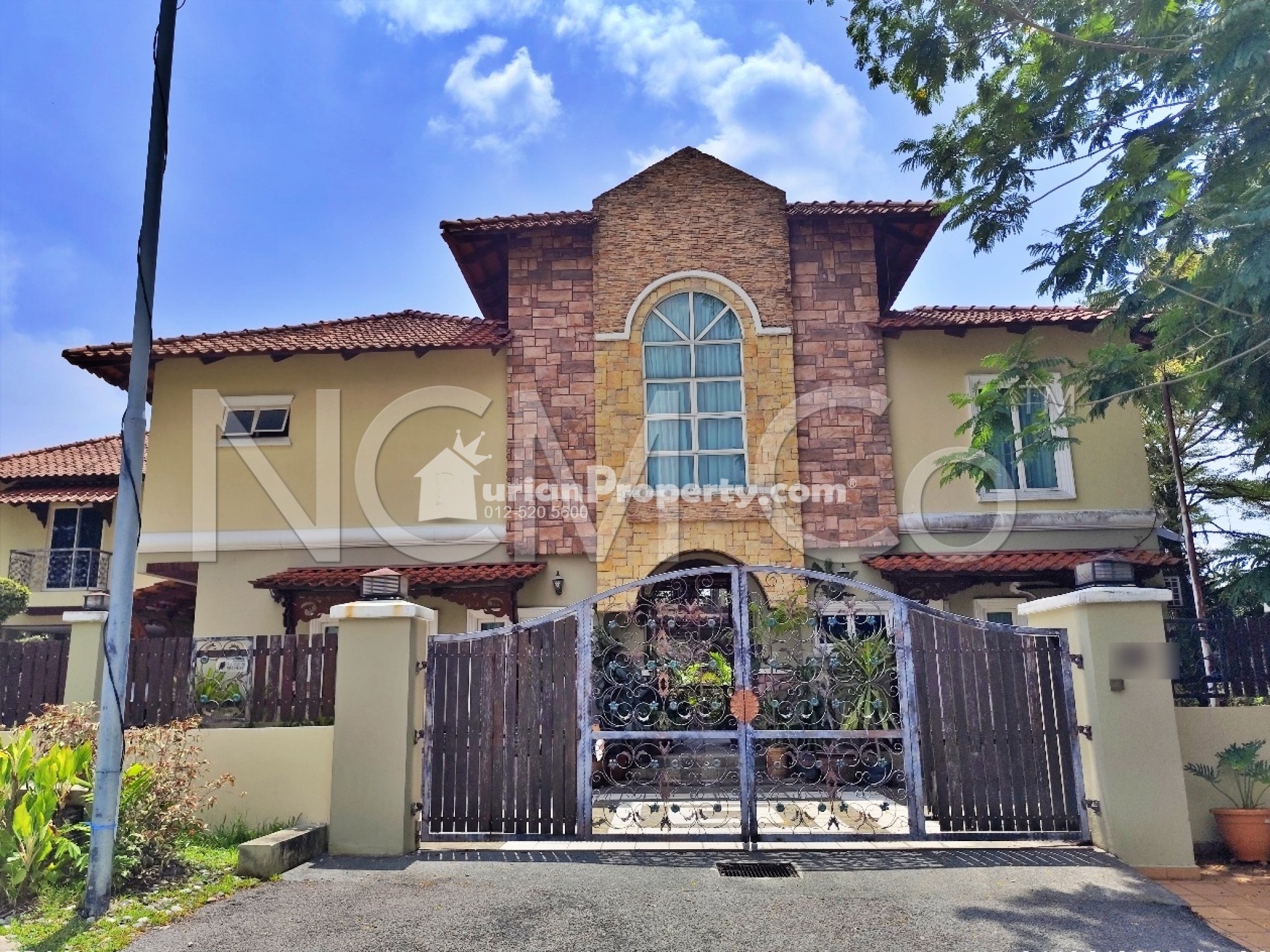 Bungalow House For Auction at Taman Impian Gemilang