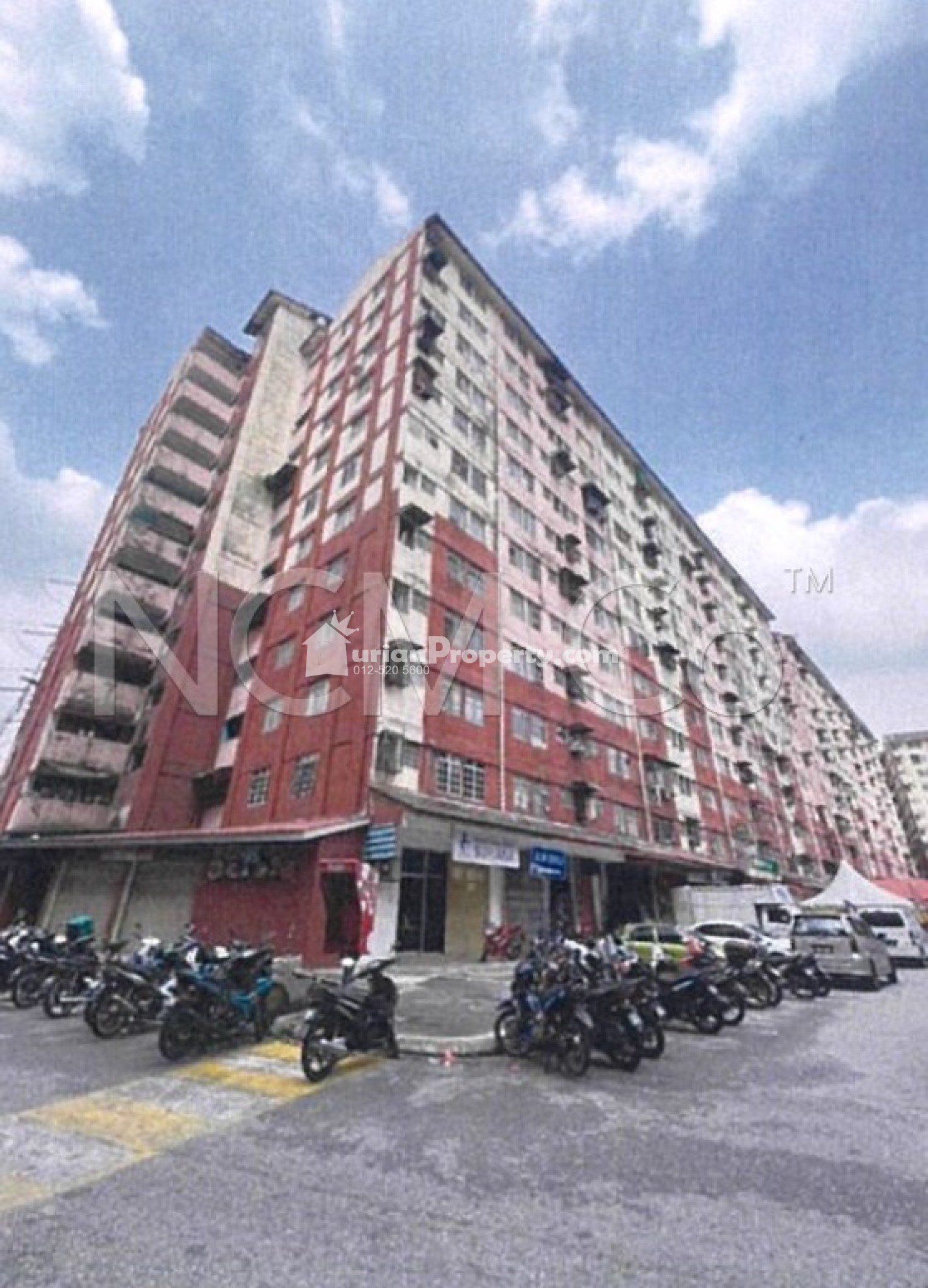 Apartment For Auction at Desa Mentari