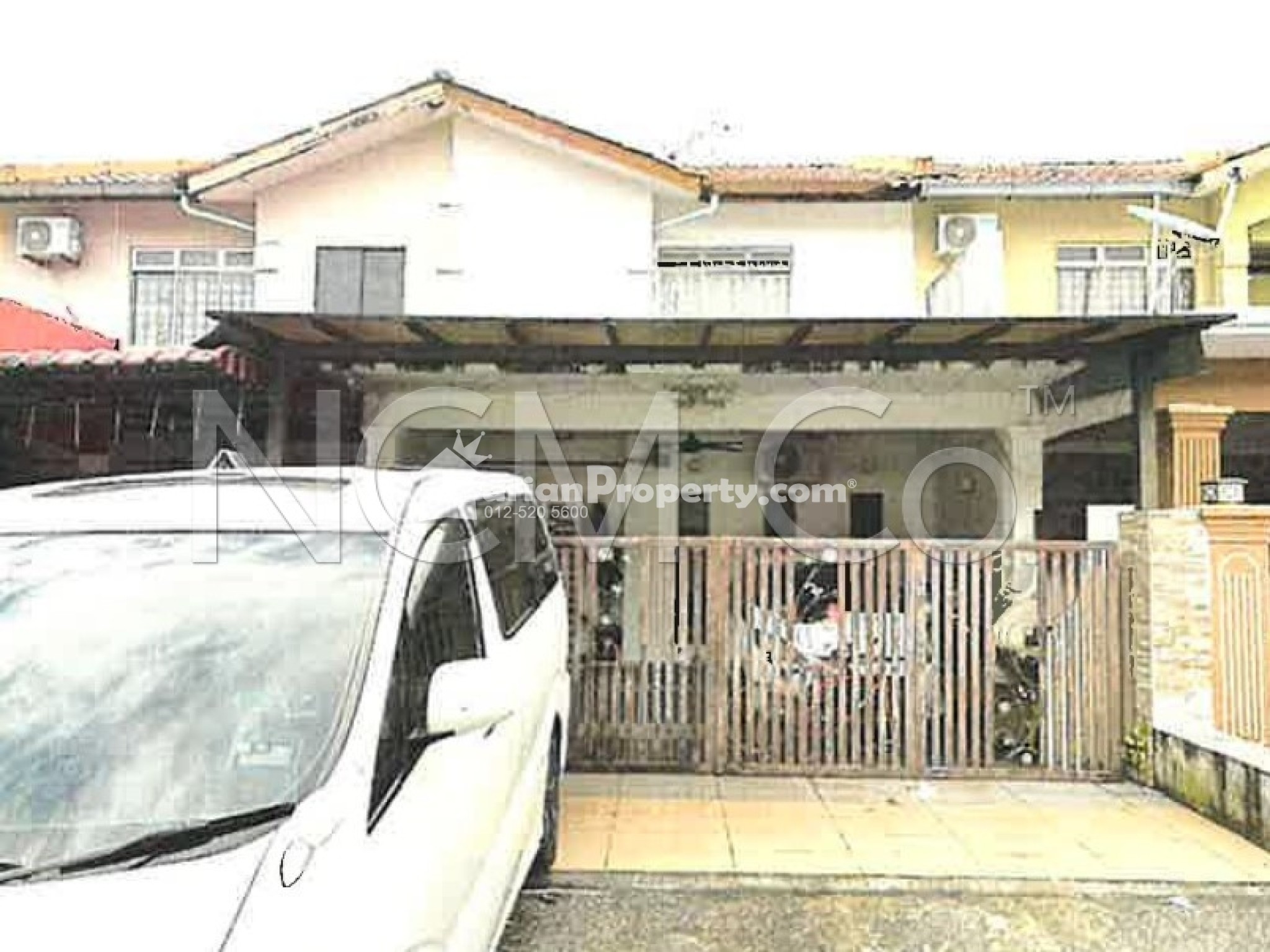 Terrace House For Auction at Taman Mawar