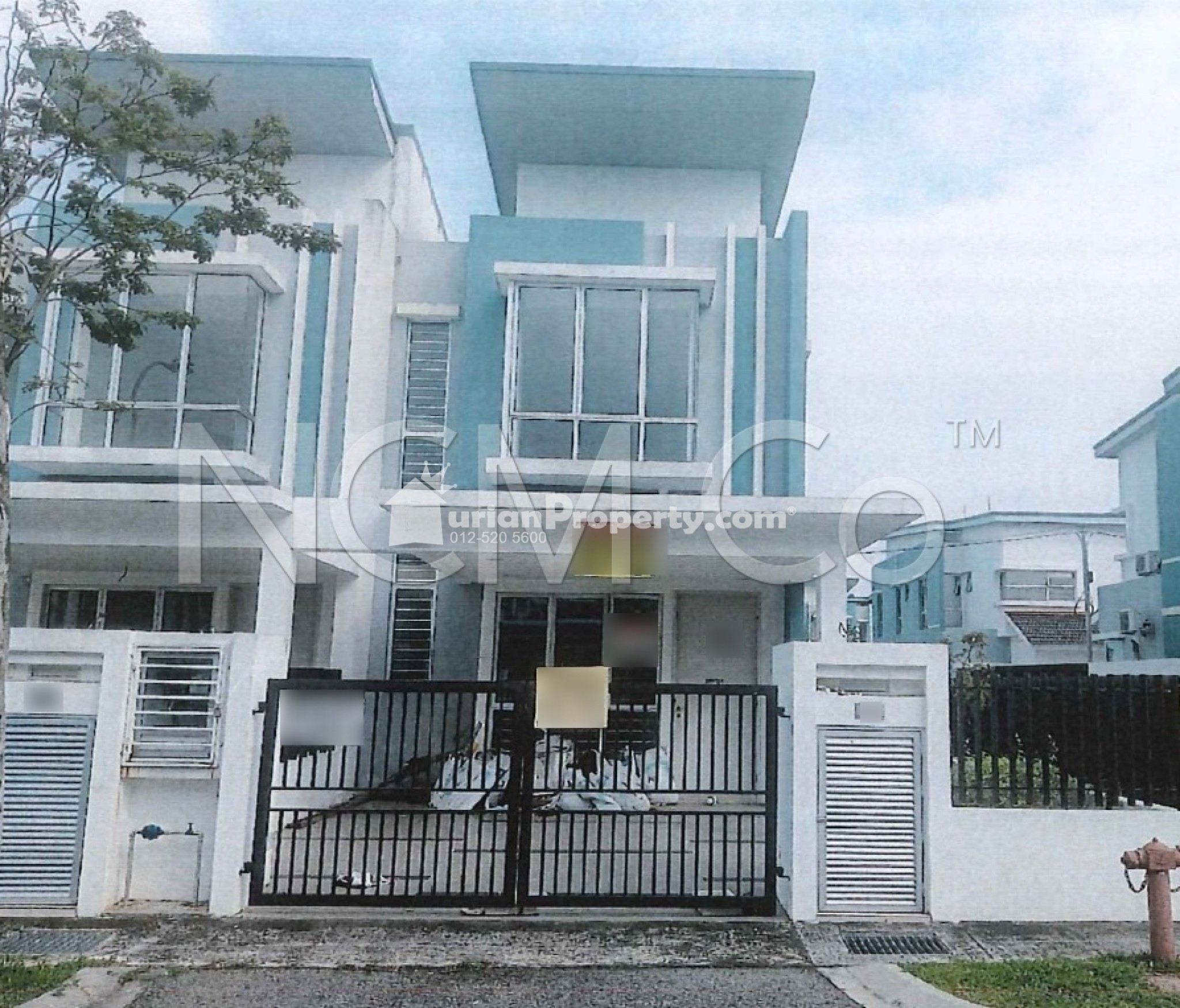 Terrace House For Auction at Acacia Park
