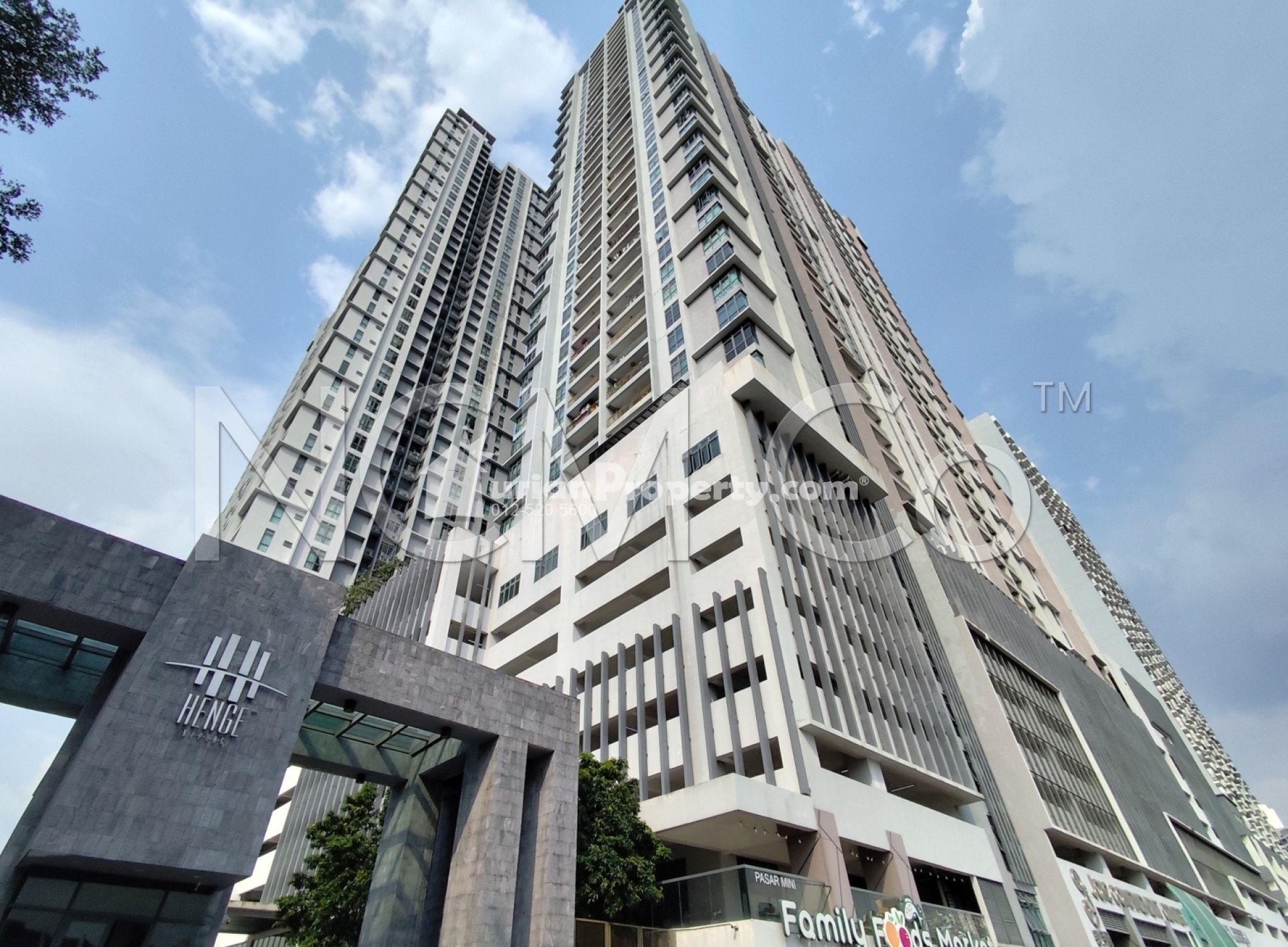Condo For Auction at The Henge