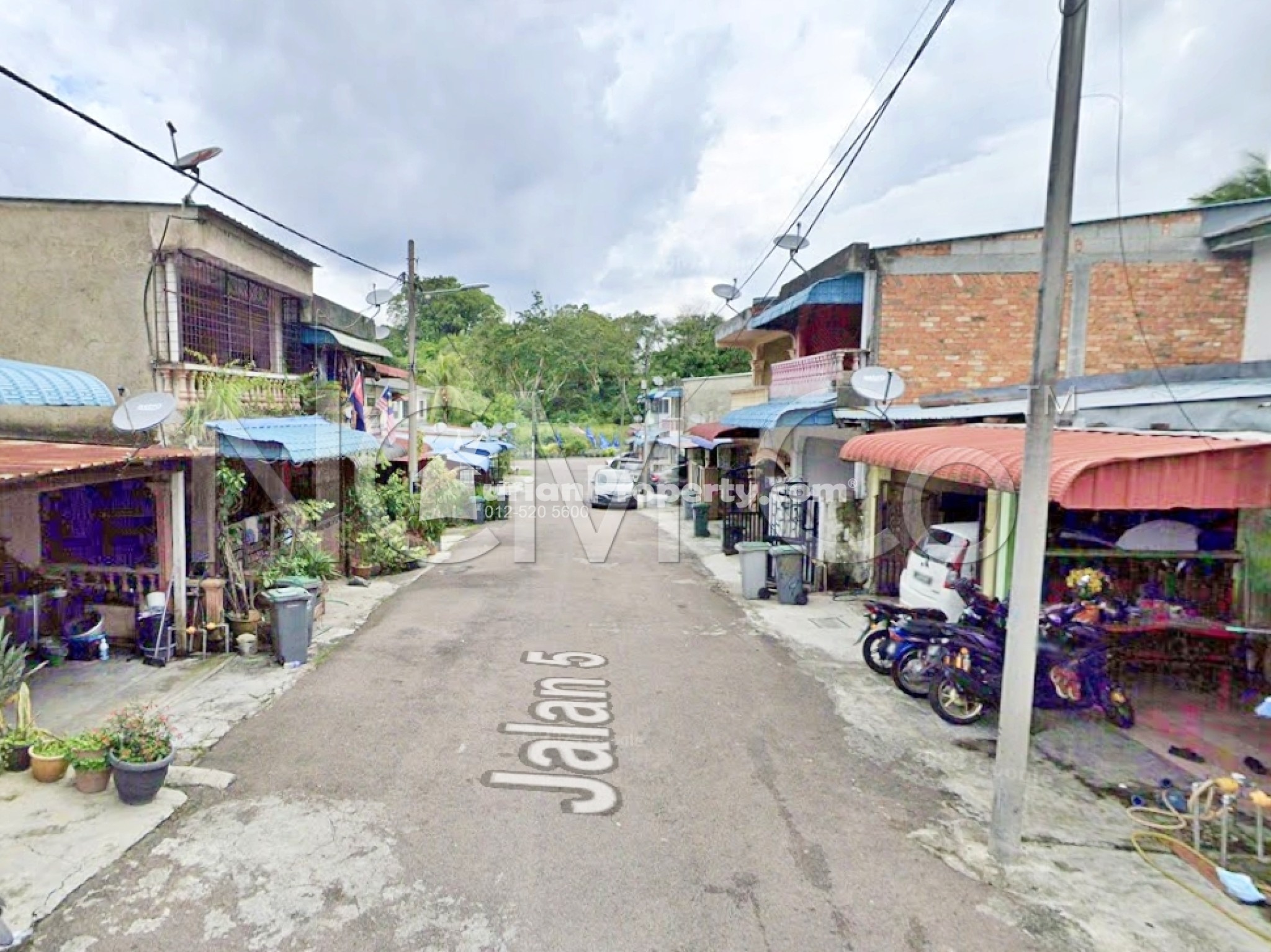 Terrace House For Auction at Taman Sri Kluang