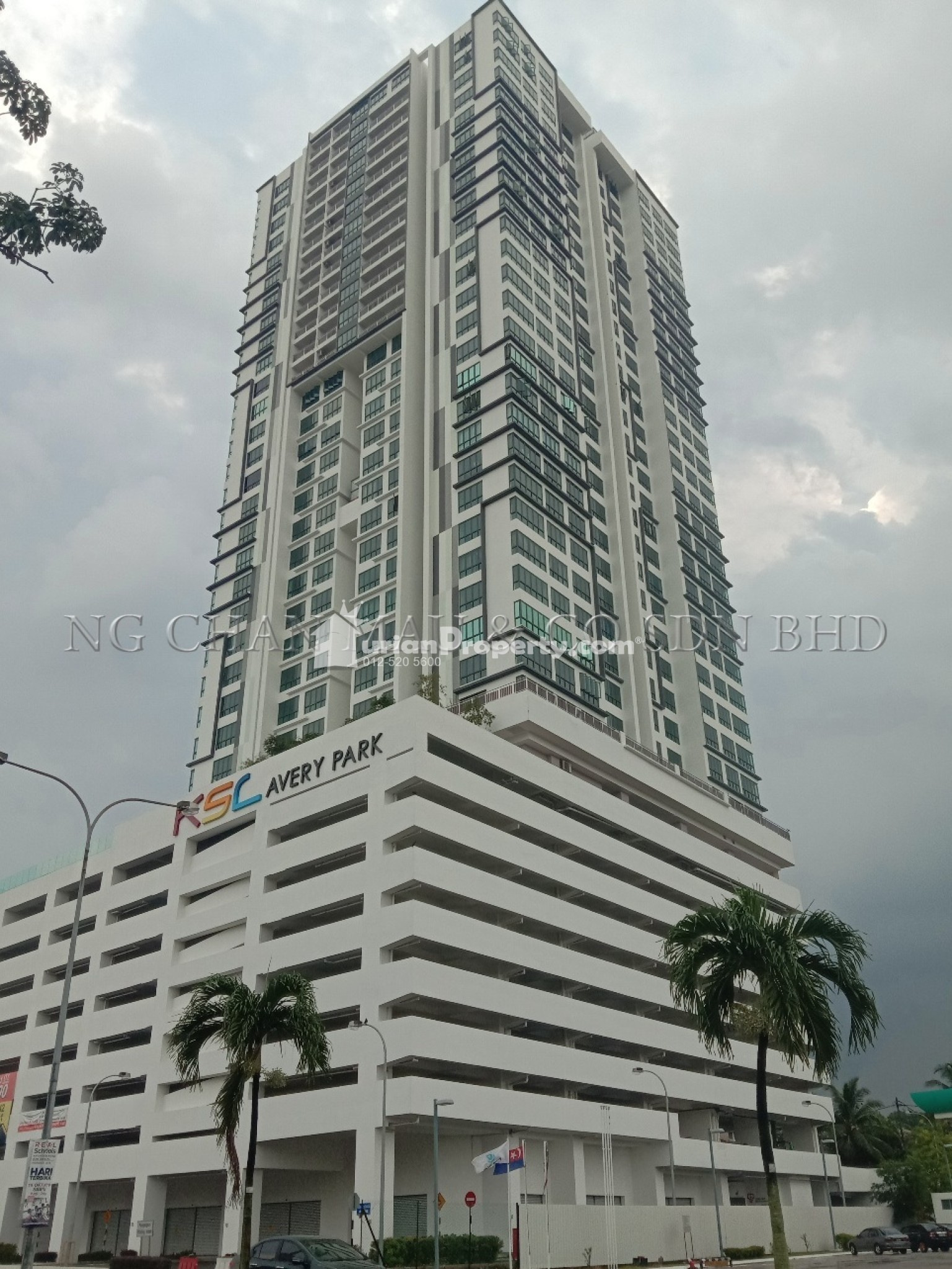 Serviced Residence For Auction at Avery Park