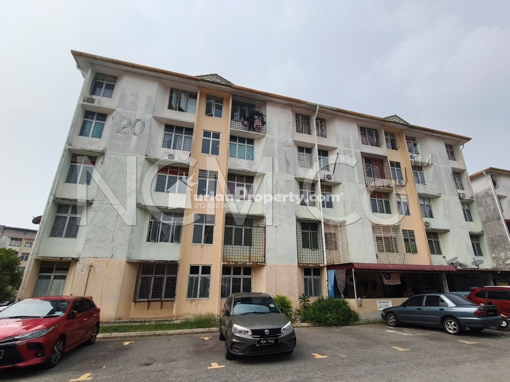 Apartment For Auction at Rista Villa Apartment