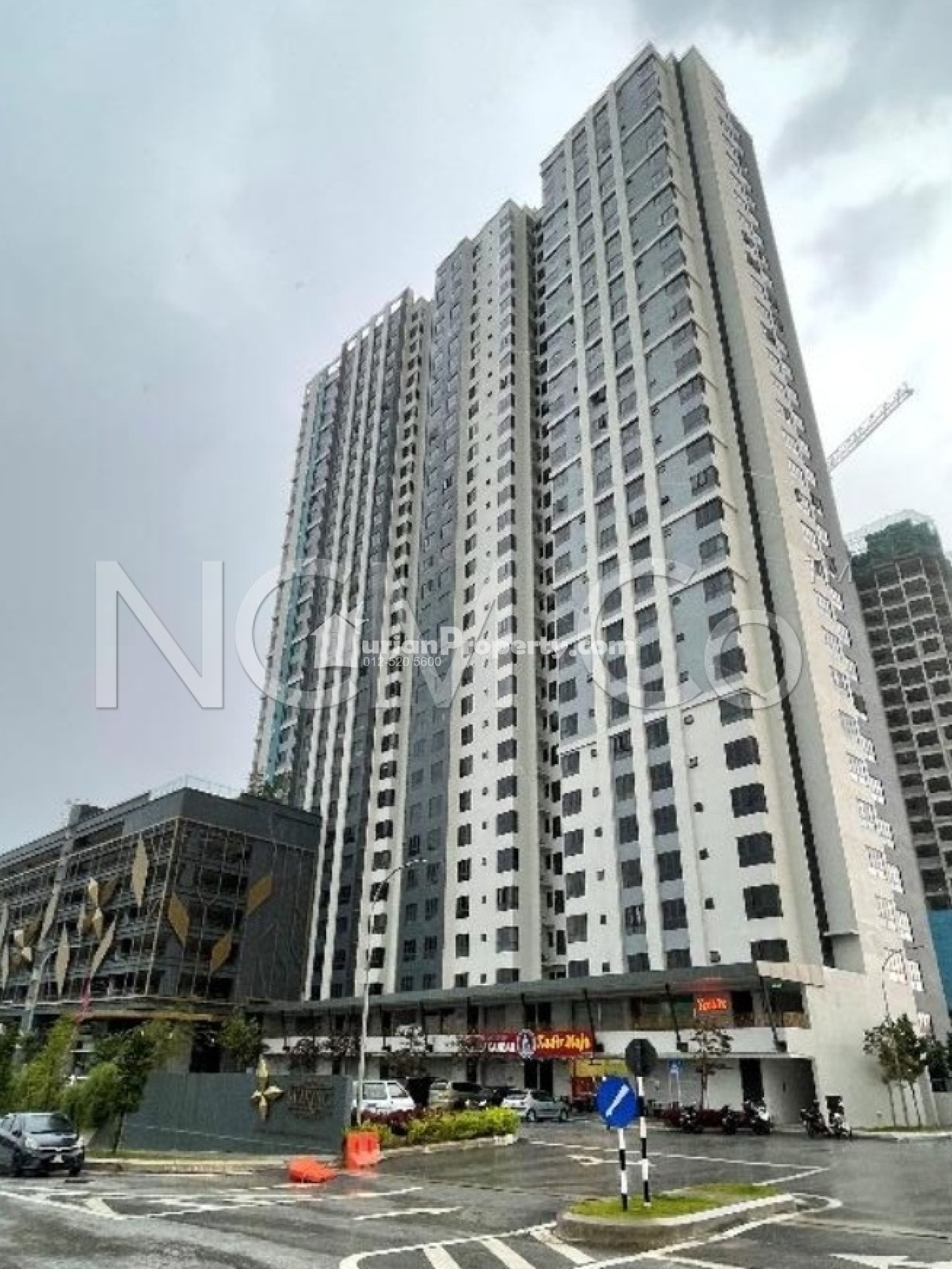 Serviced Residence For Auction at Seiring Residensi