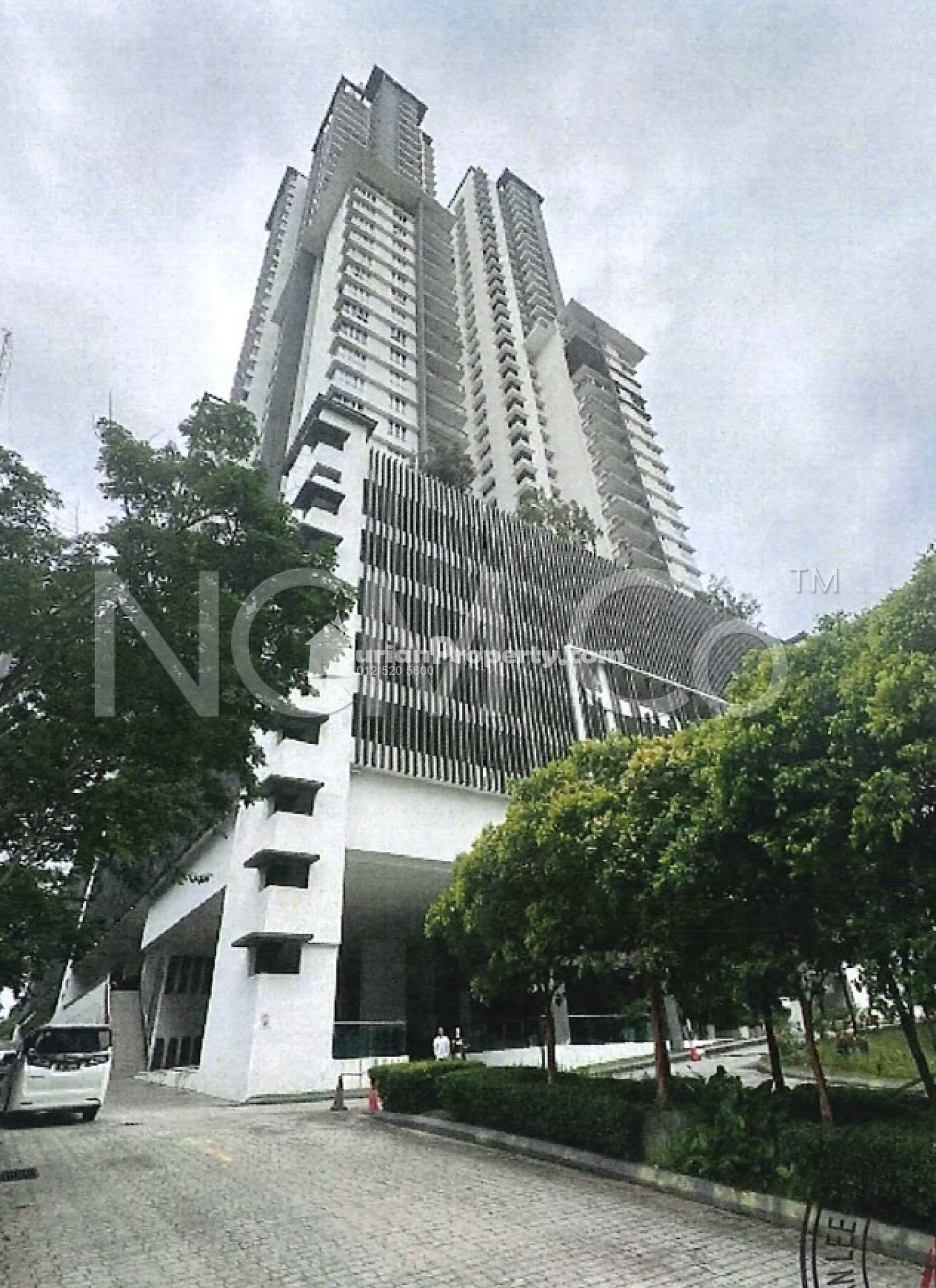Condo For Auction at Villa Crystal